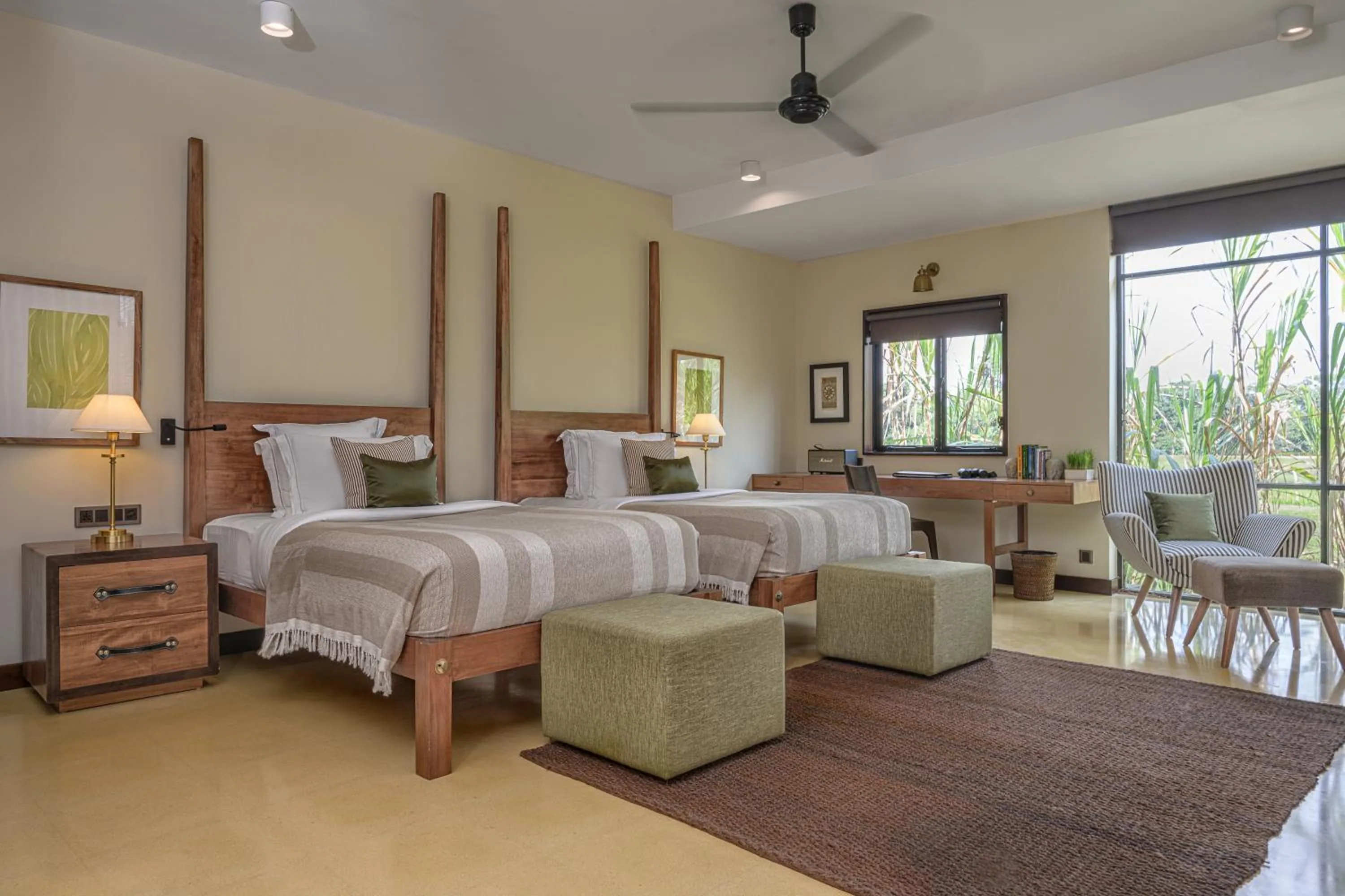 Bedroom, Bed in Water Garden Sigiriya