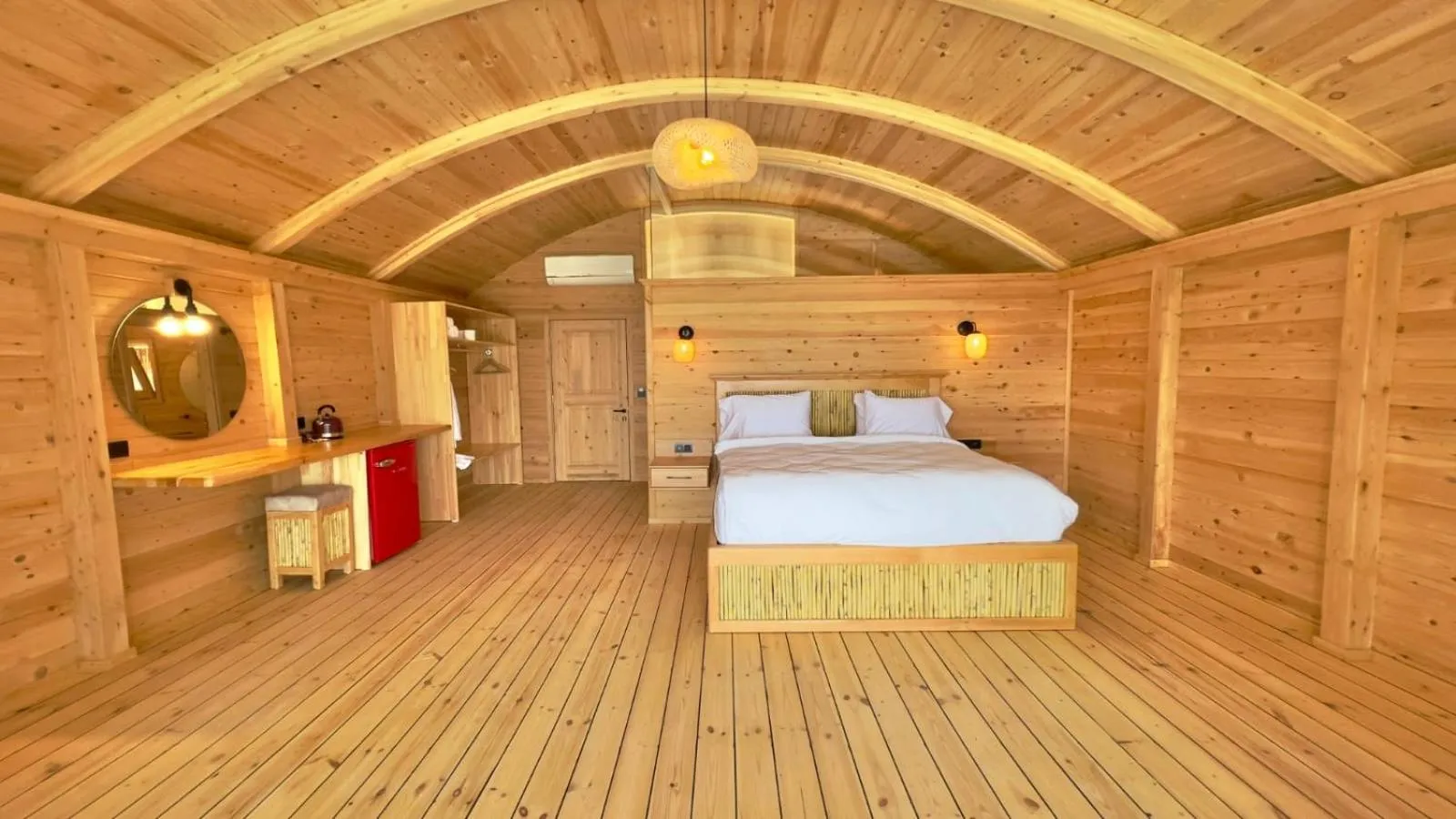 Bed in Seaview Faralya