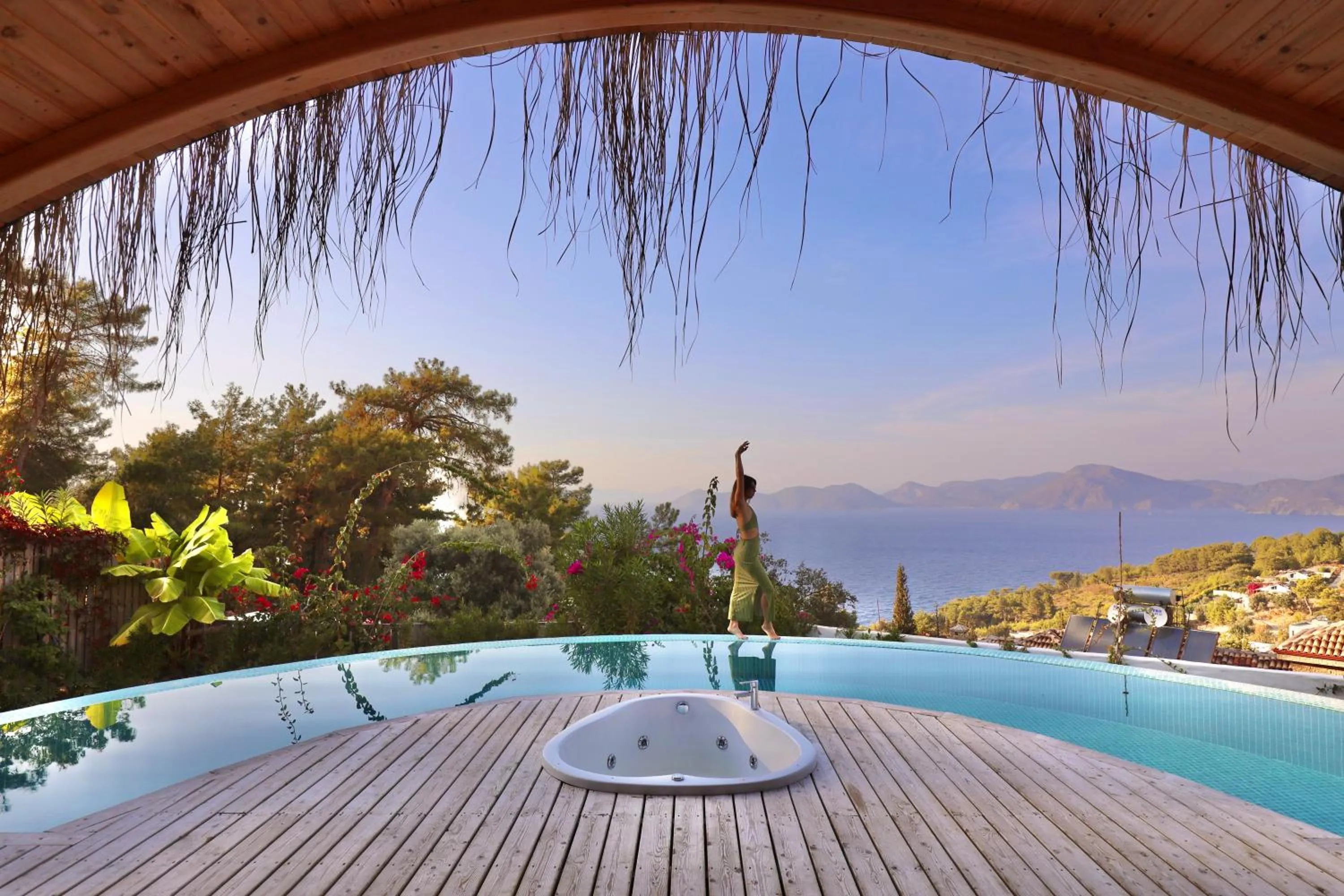 Patio in Seaview Faralya