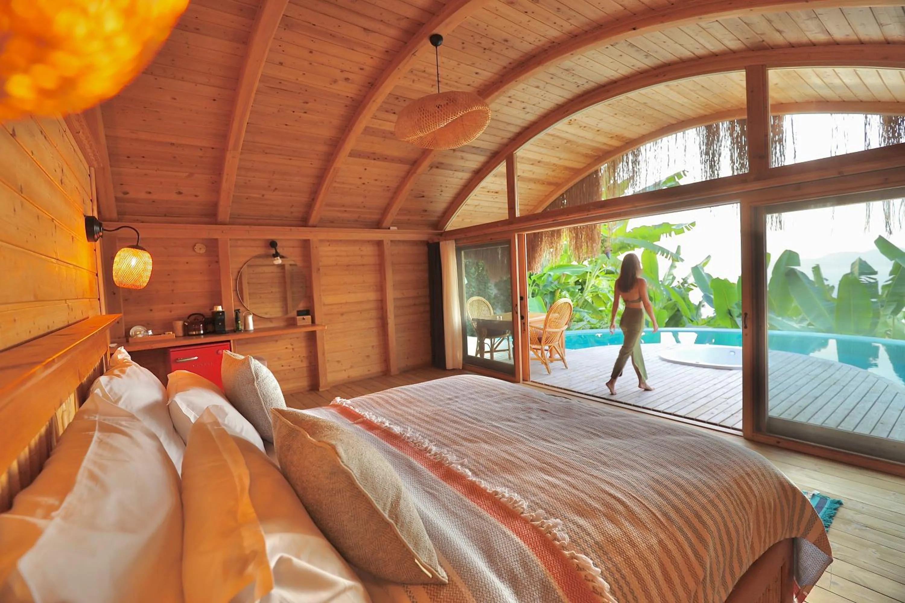 Bed in Seaview Faralya