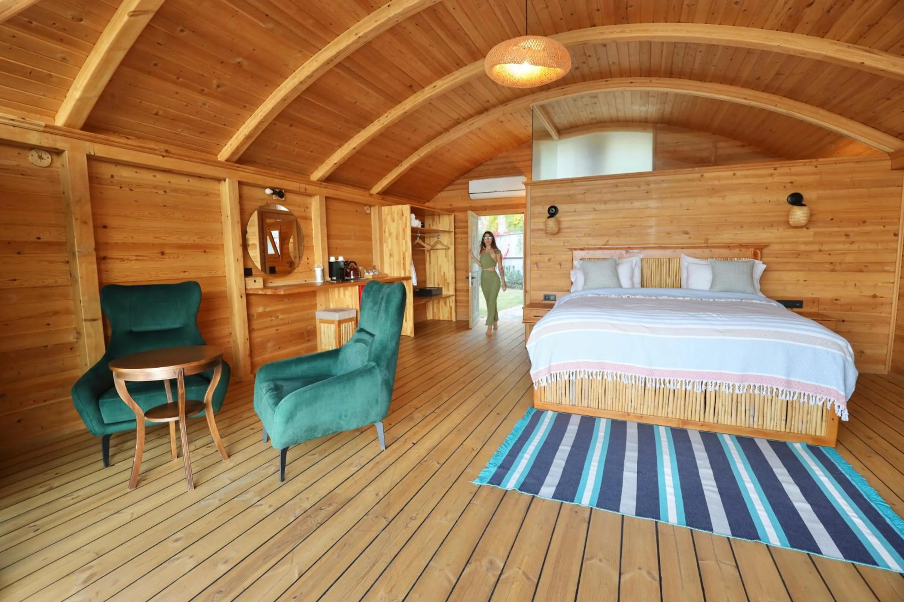 Bed in Seaview Faralya