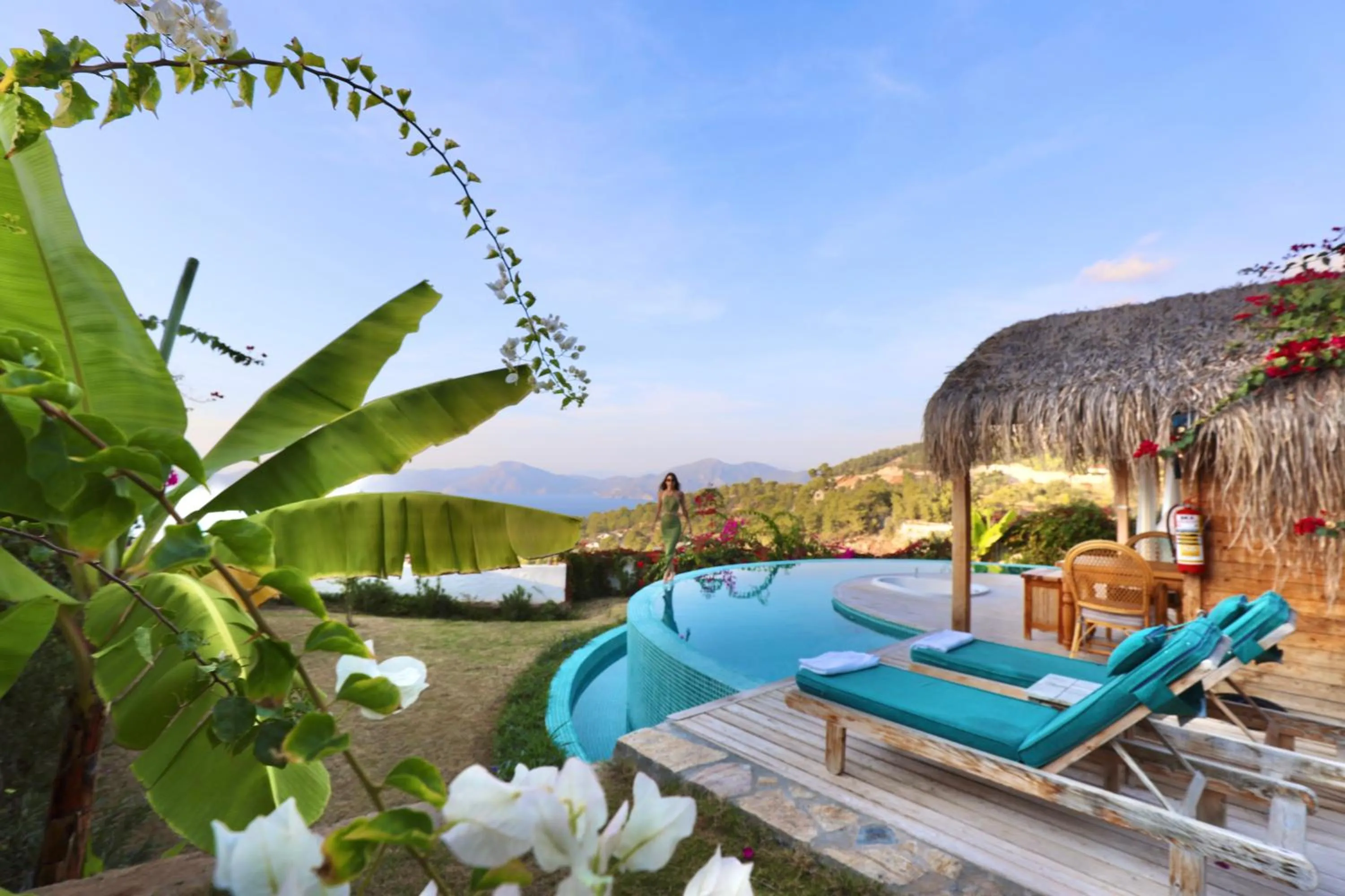 Garden in Seaview Faralya