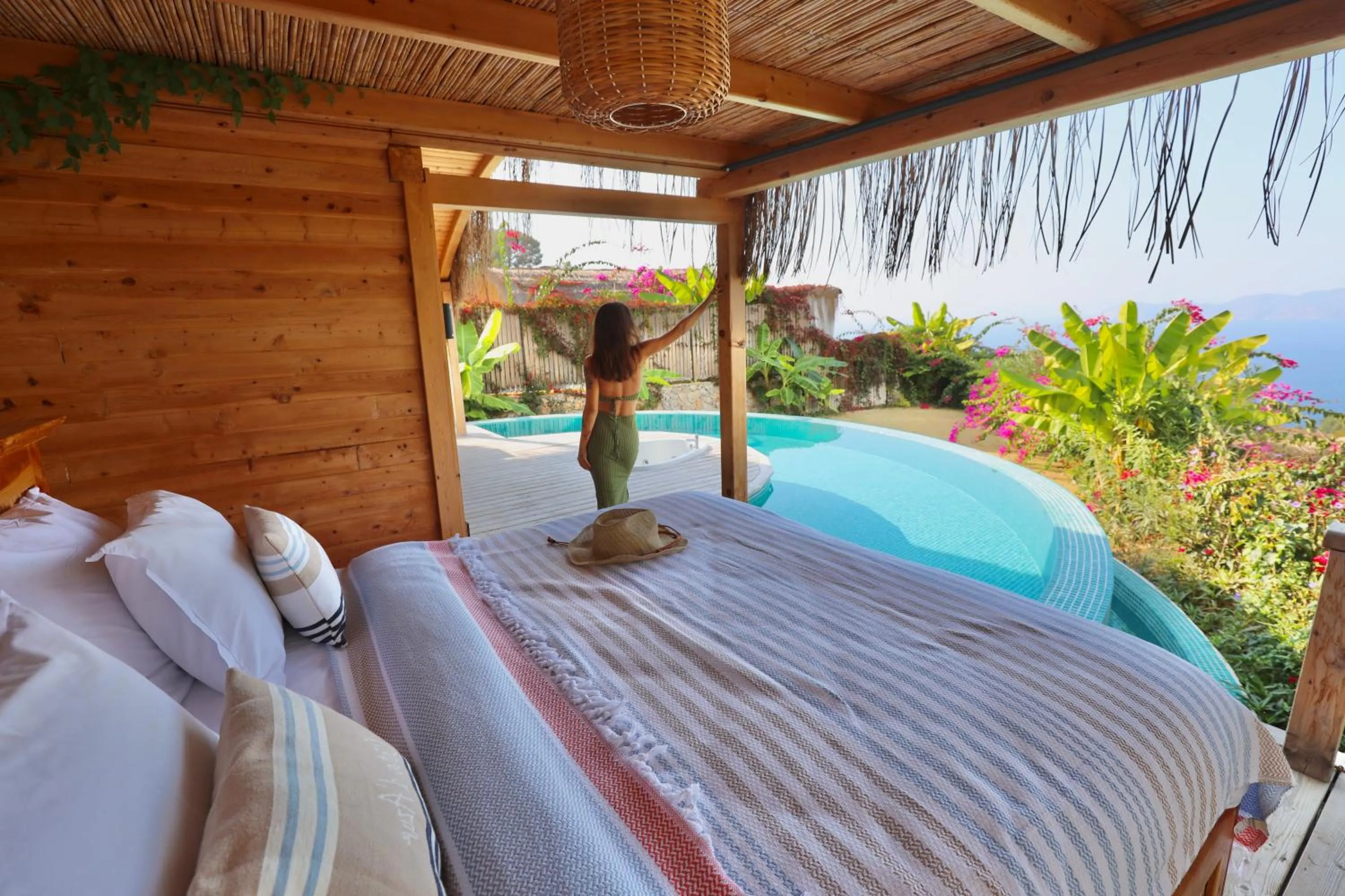 Patio, Bed in Seaview Faralya