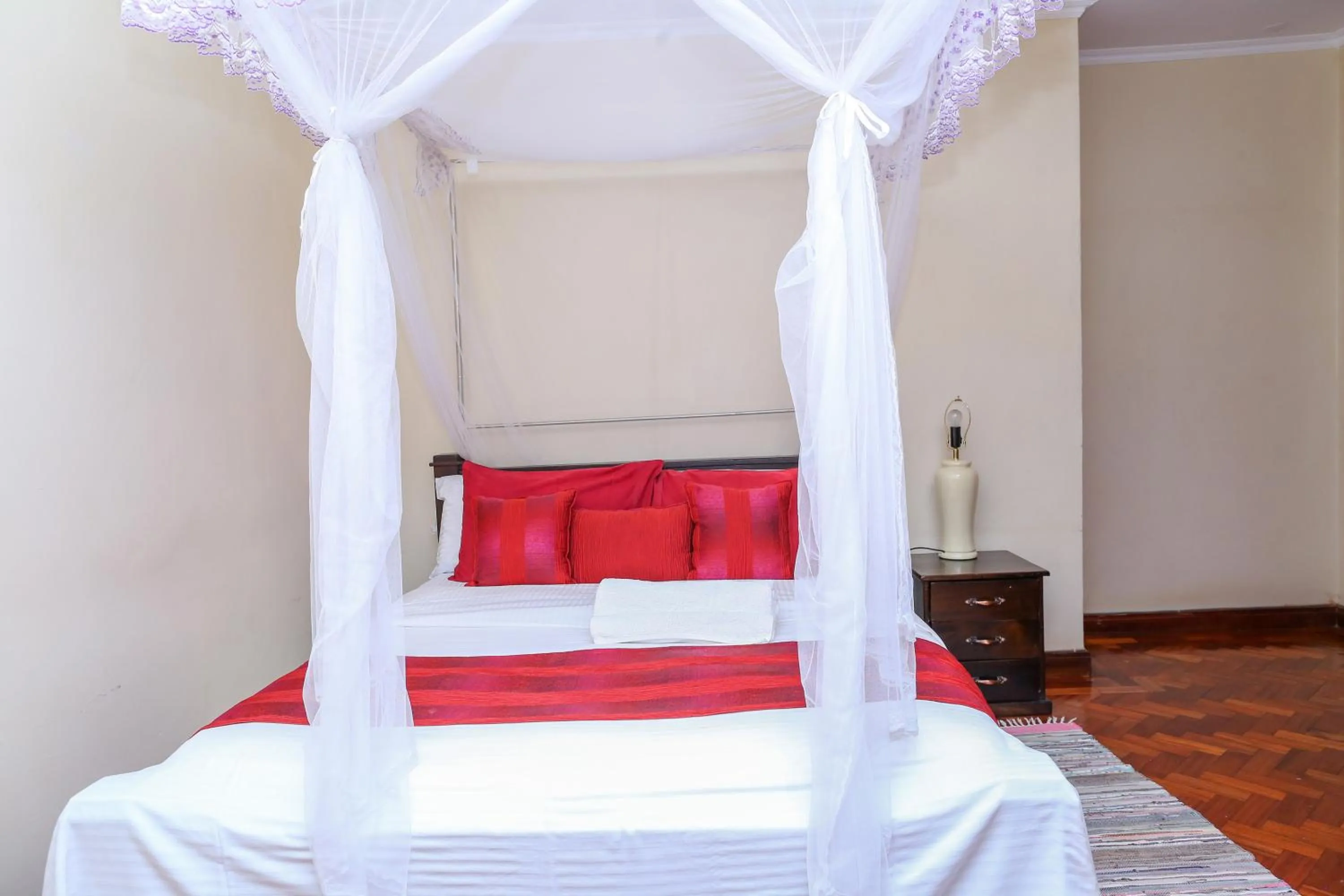 Bed in Orchid Homes, Gigiri