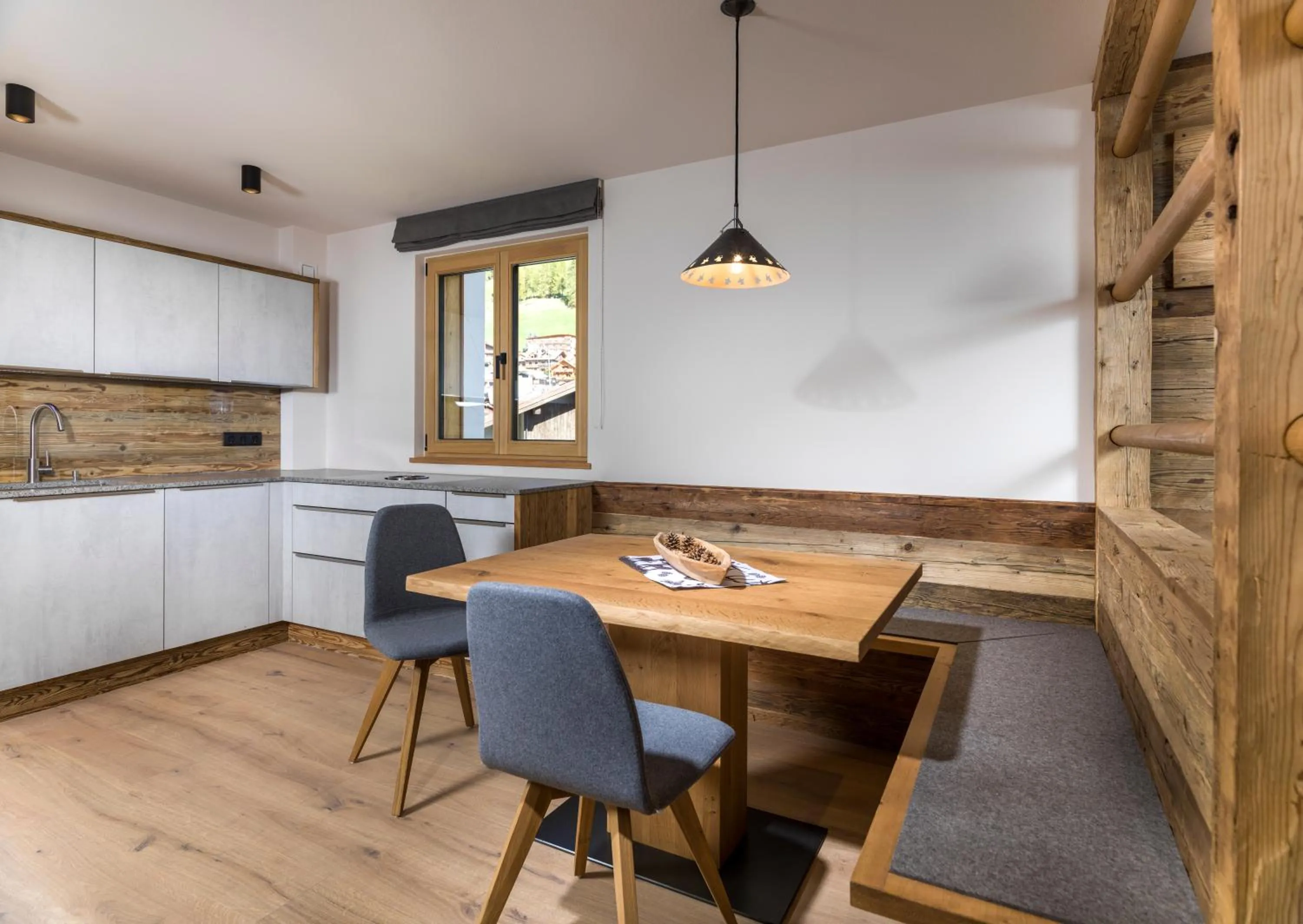 Dining area in Apartments Riega