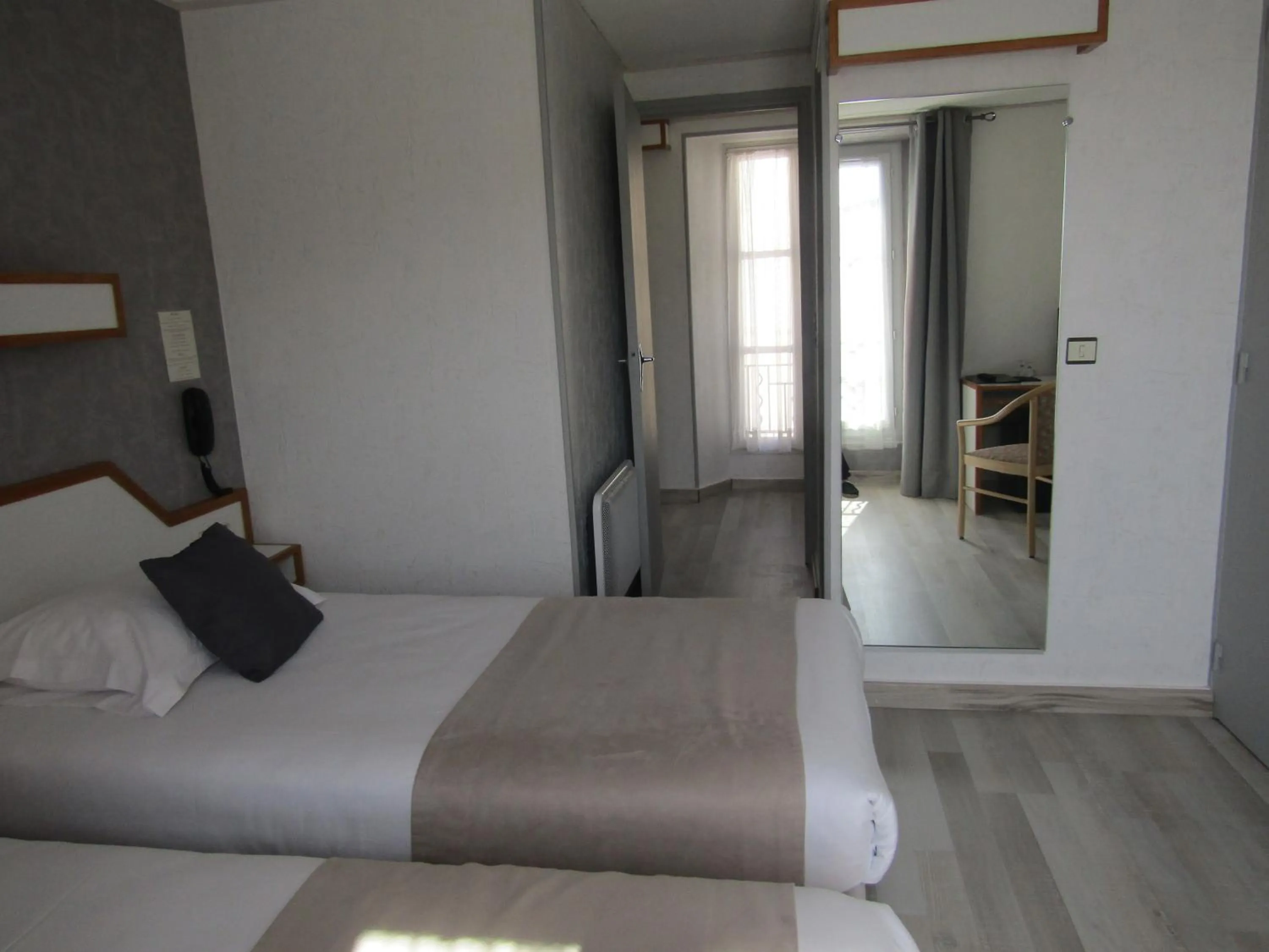 Bedroom, Bed in Fifi Moulin