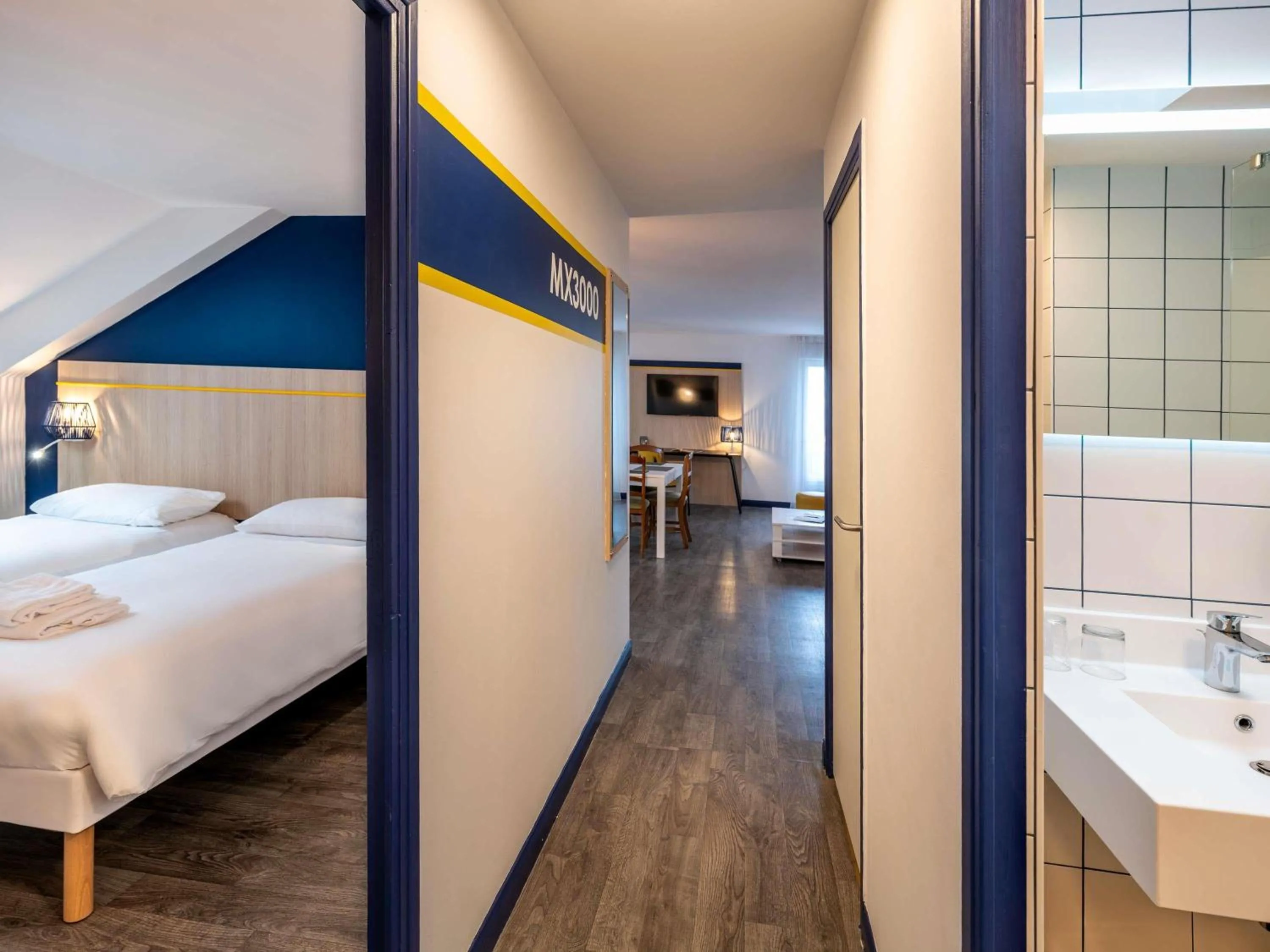 Bedroom, Bed in ibis Styles Morlaix