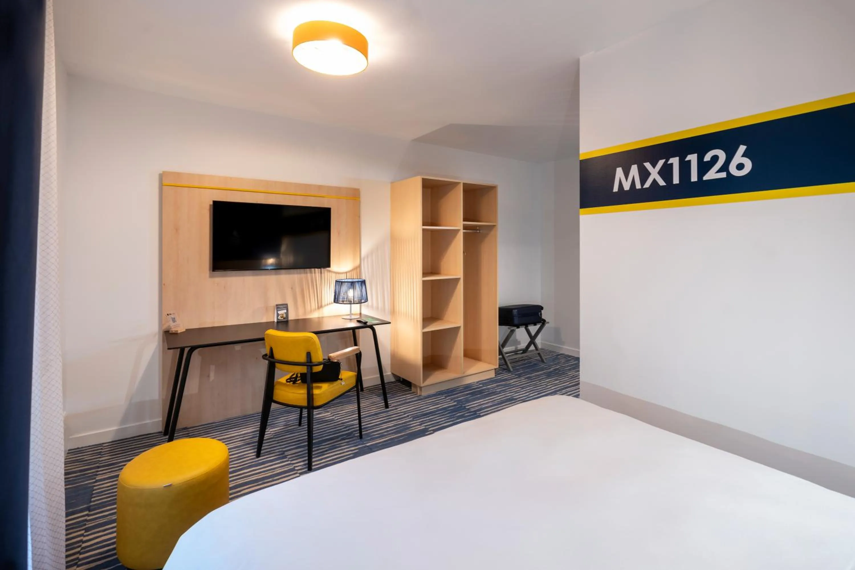 Photo of the whole room, Bed in ibis Styles Morlaix