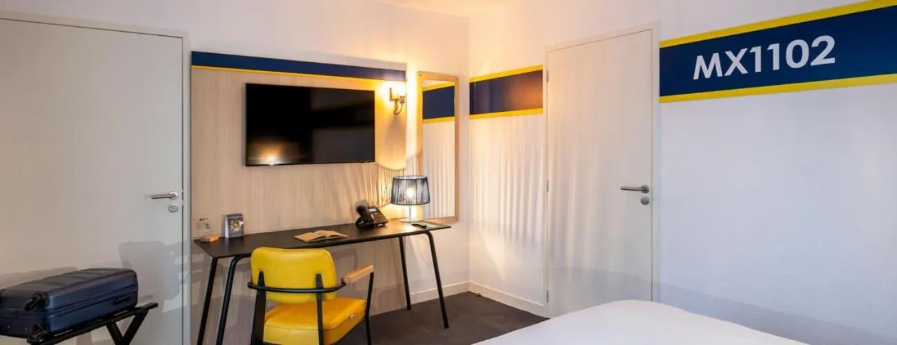 Photo of the whole room, Bed in ibis Styles Morlaix