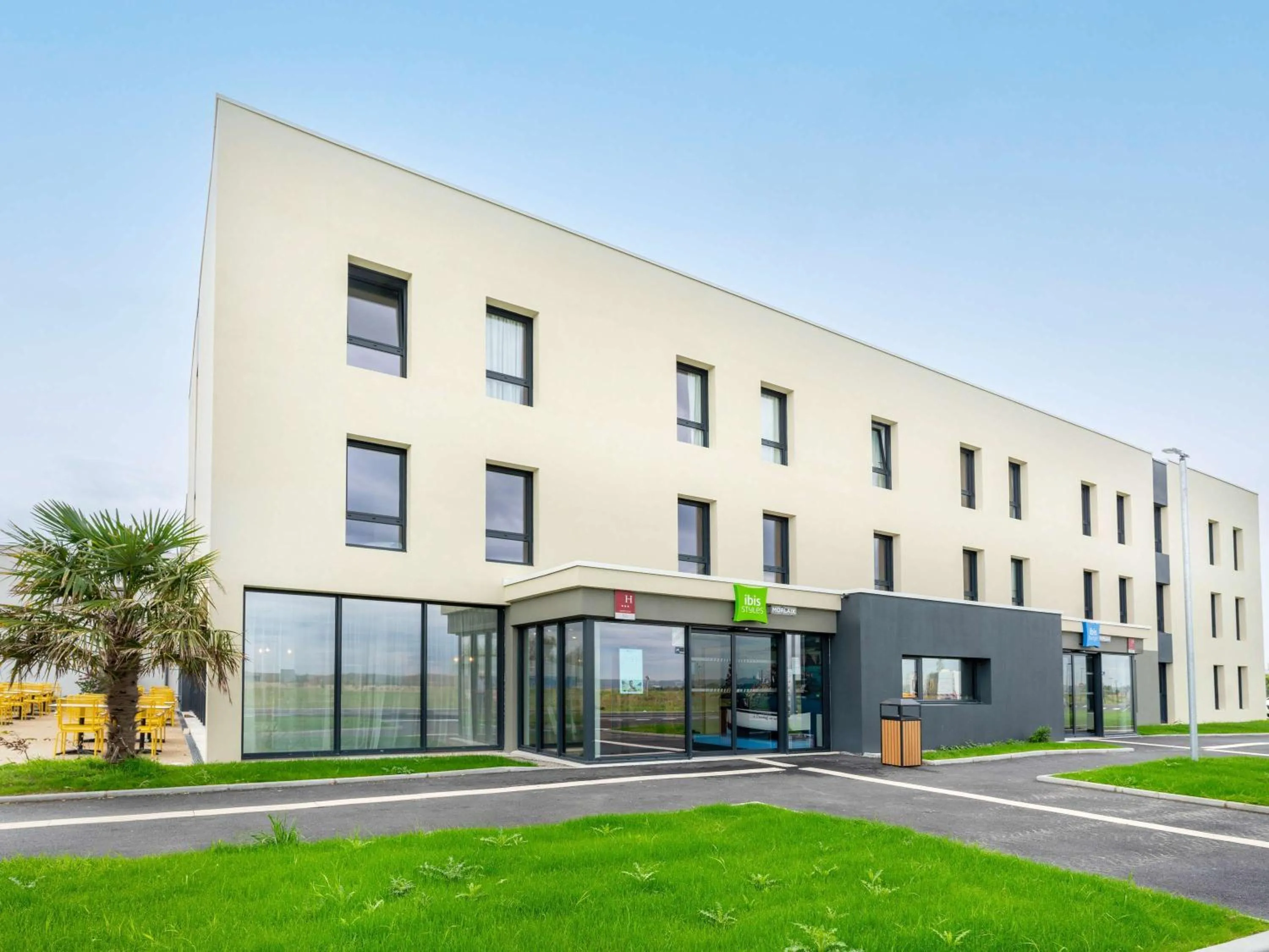 Property building in ibis Styles Morlaix