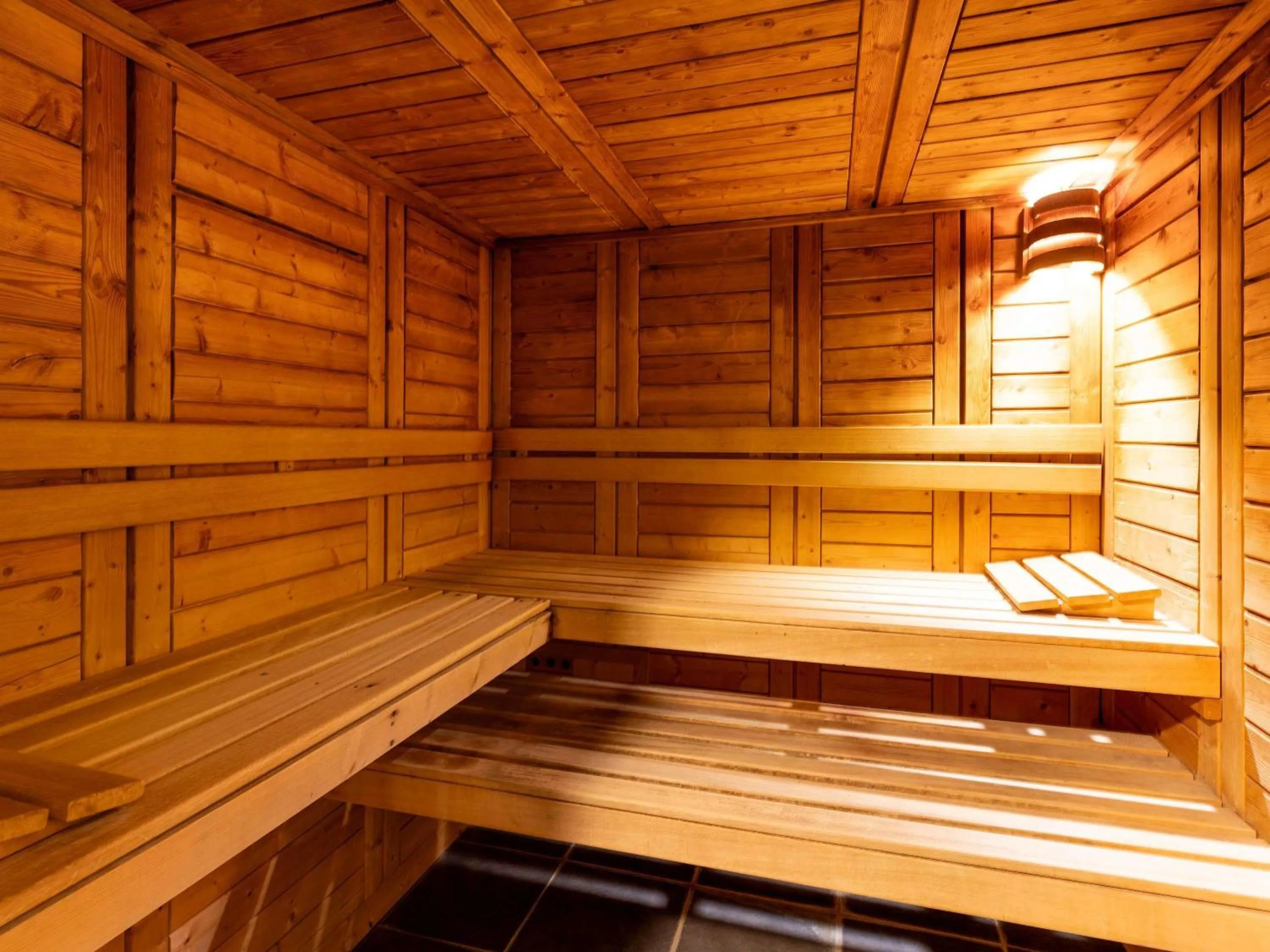 Pool view in ibis Styles Morlaix