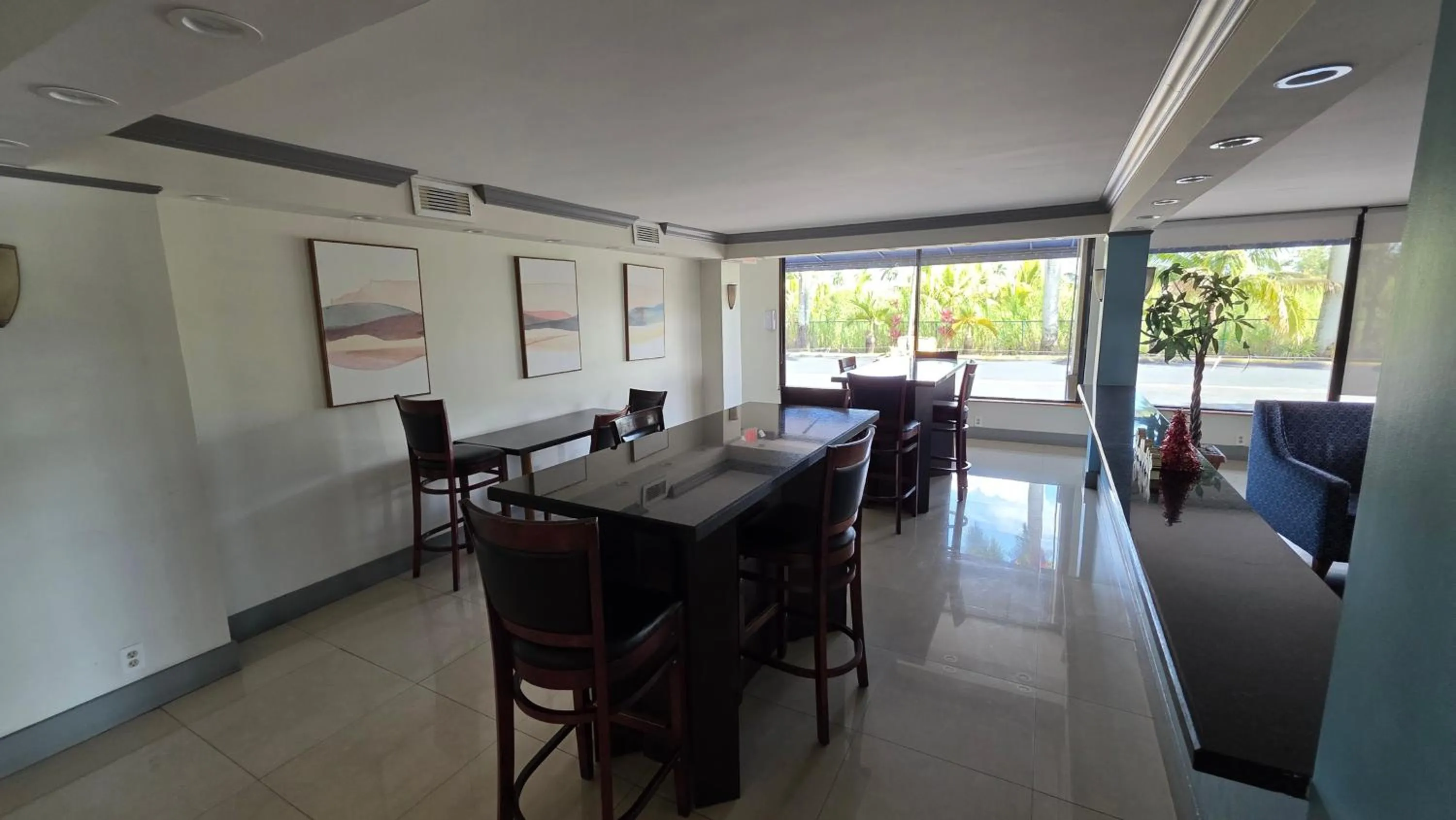 Breakfast in Days Inn by Wyndham Florida City