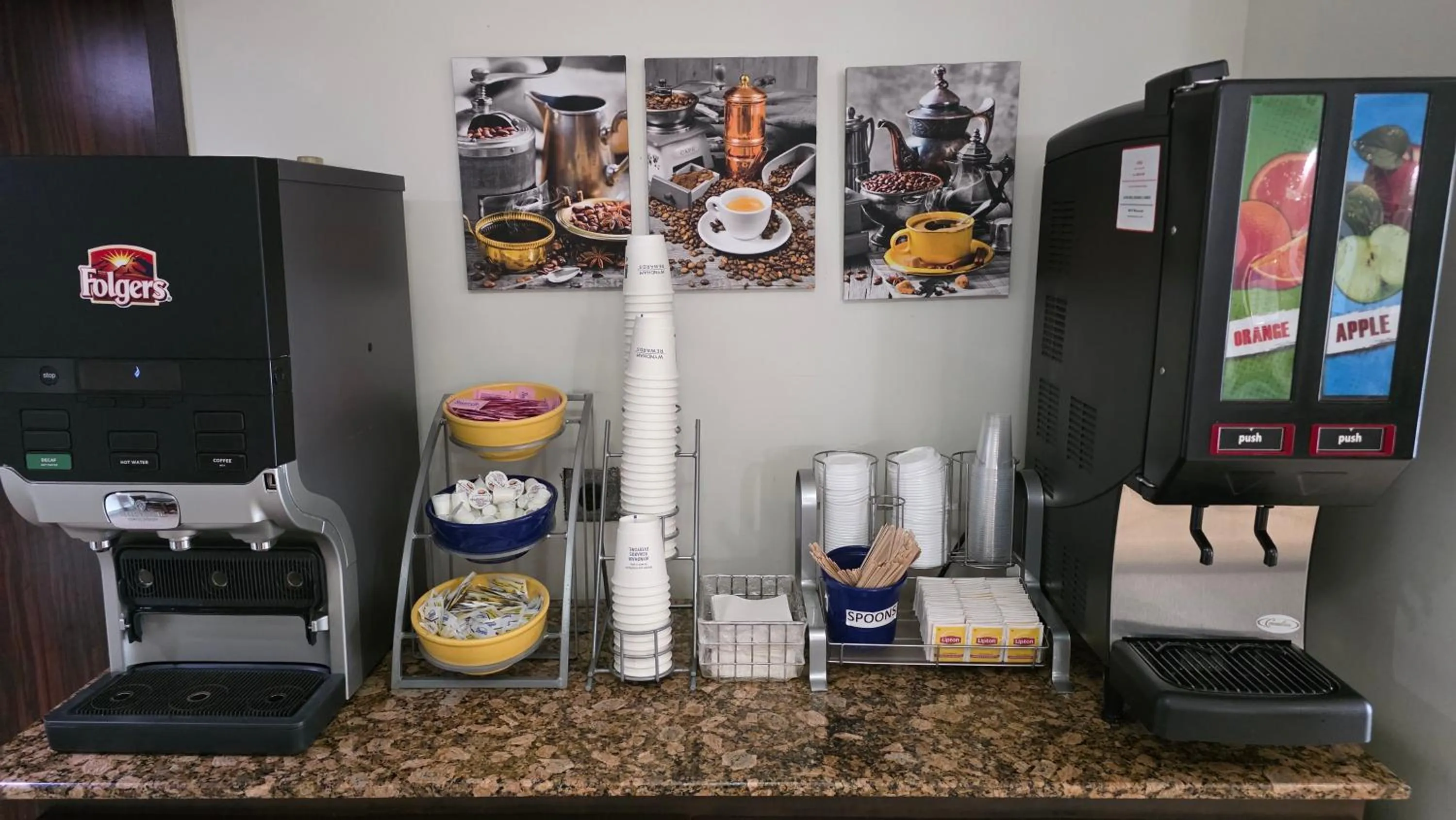 Breakfast in Days Inn by Wyndham Florida City