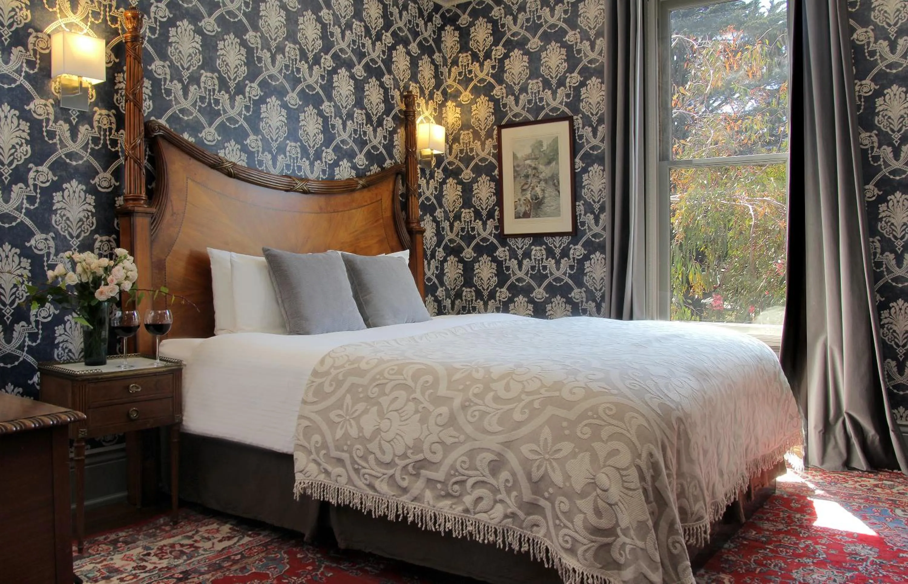 Bed in The Monte Cristo