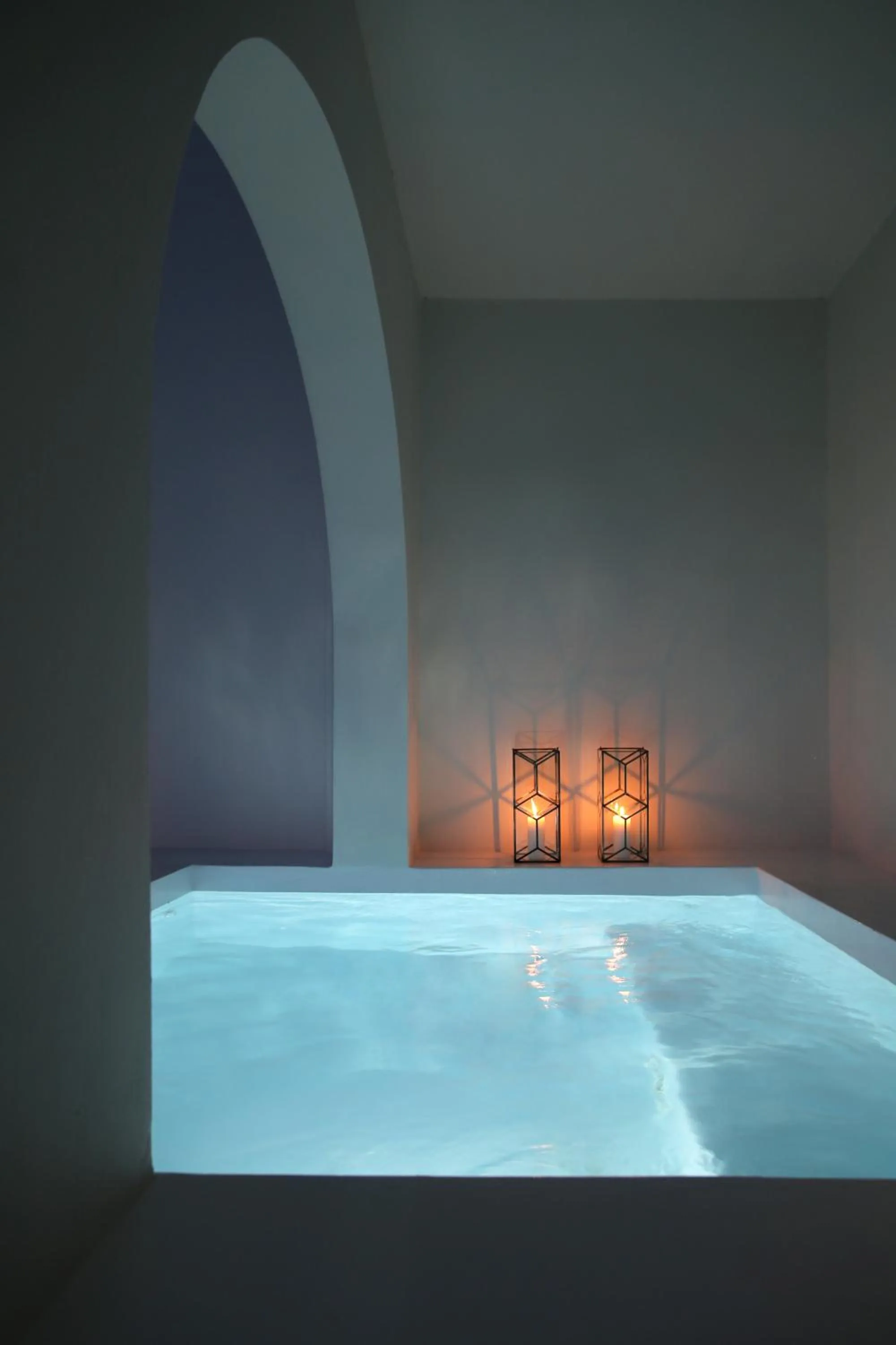 Hot Tub in Vino Houses Santorini