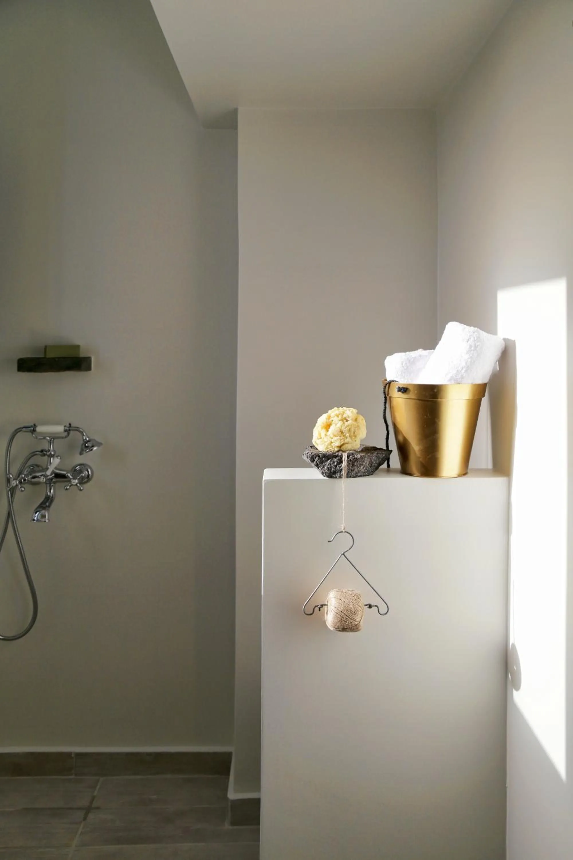 Shower in Vino Houses Santorini