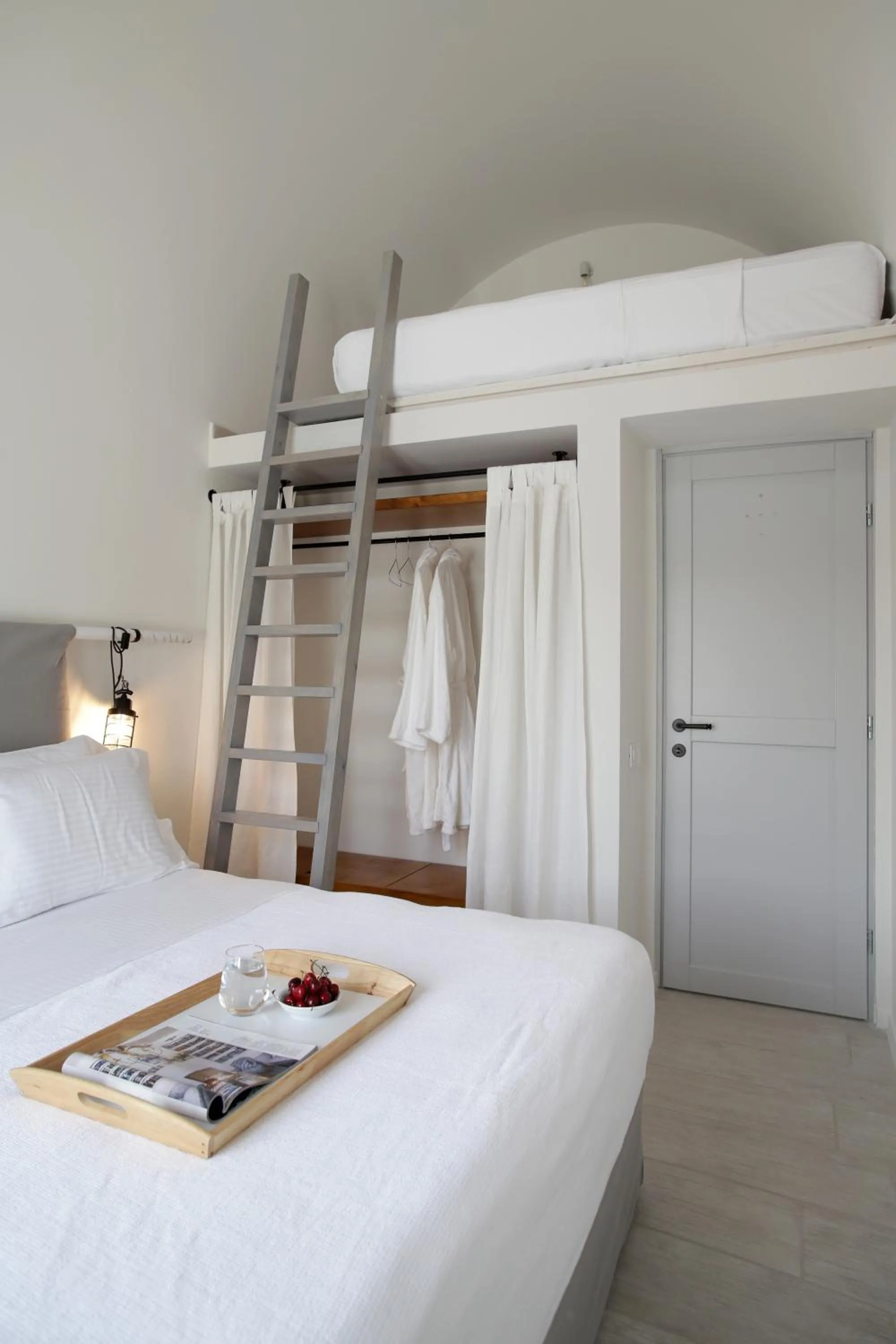 Bed in Vino Houses Santorini