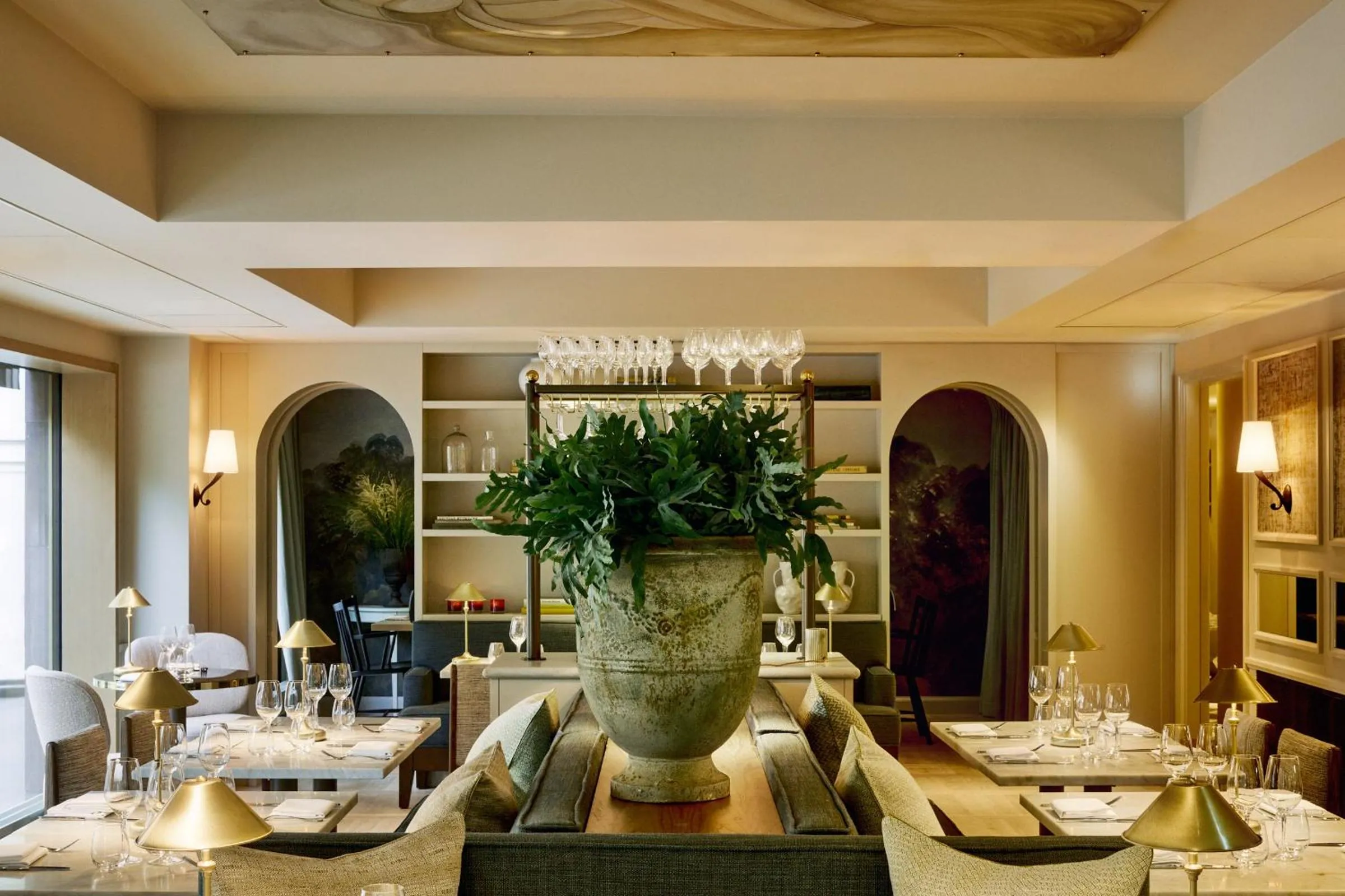 Restaurant/places to eat in Hotel Tegnerlunden