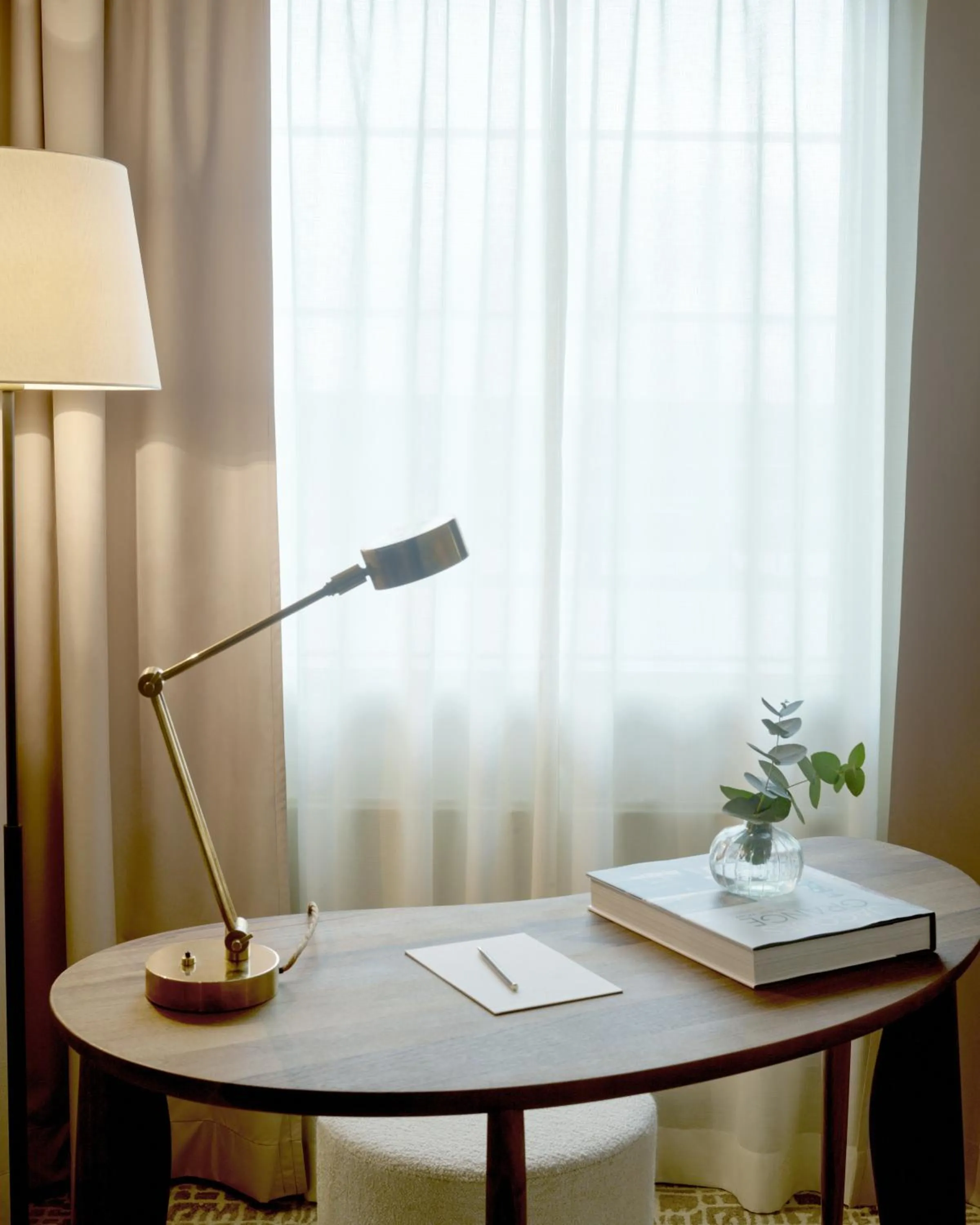 Bedroom, Dining Area in Hotel Tegnerlunden