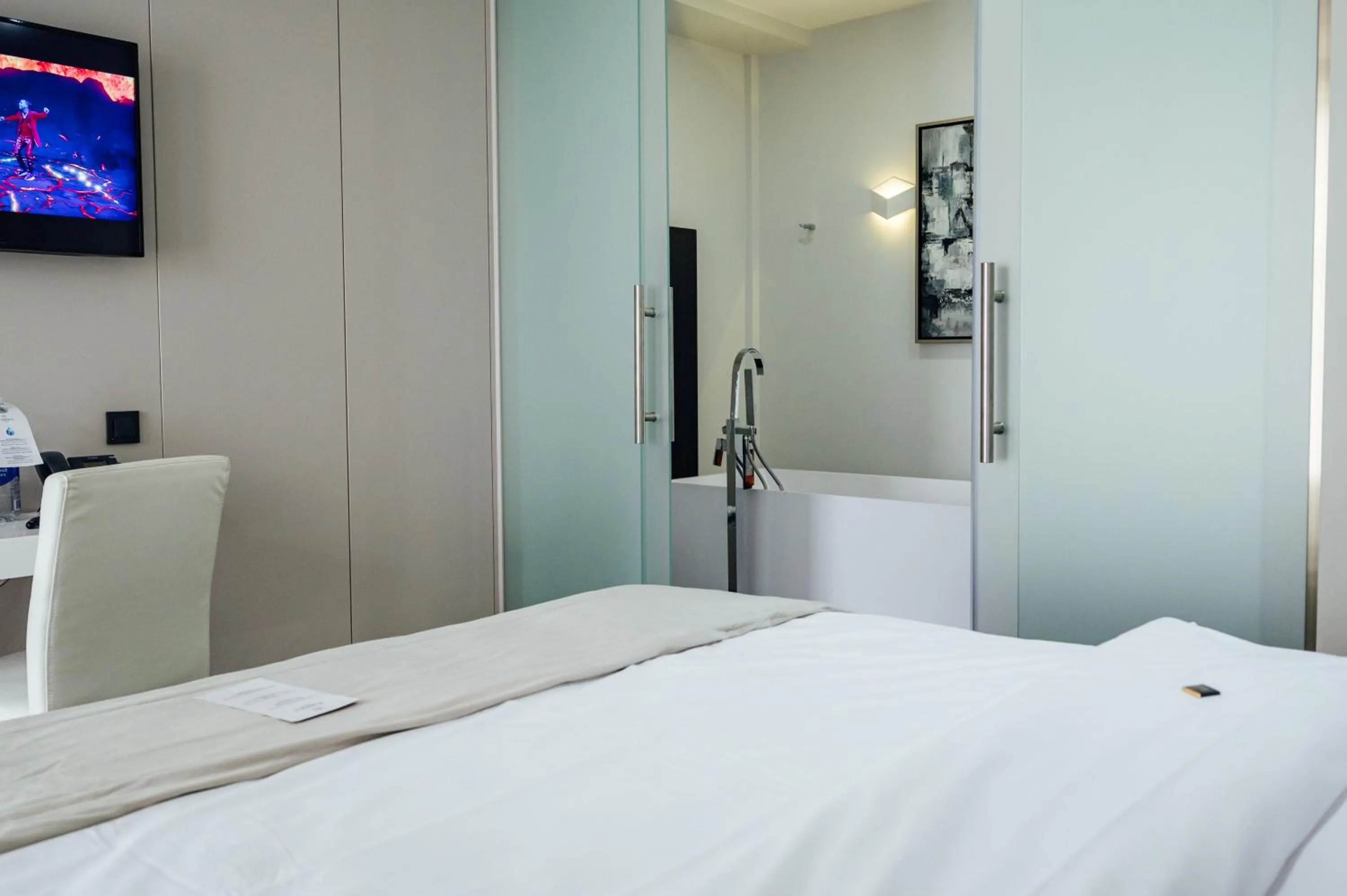 Bed in Fabesca Boutique Hotel & SPA