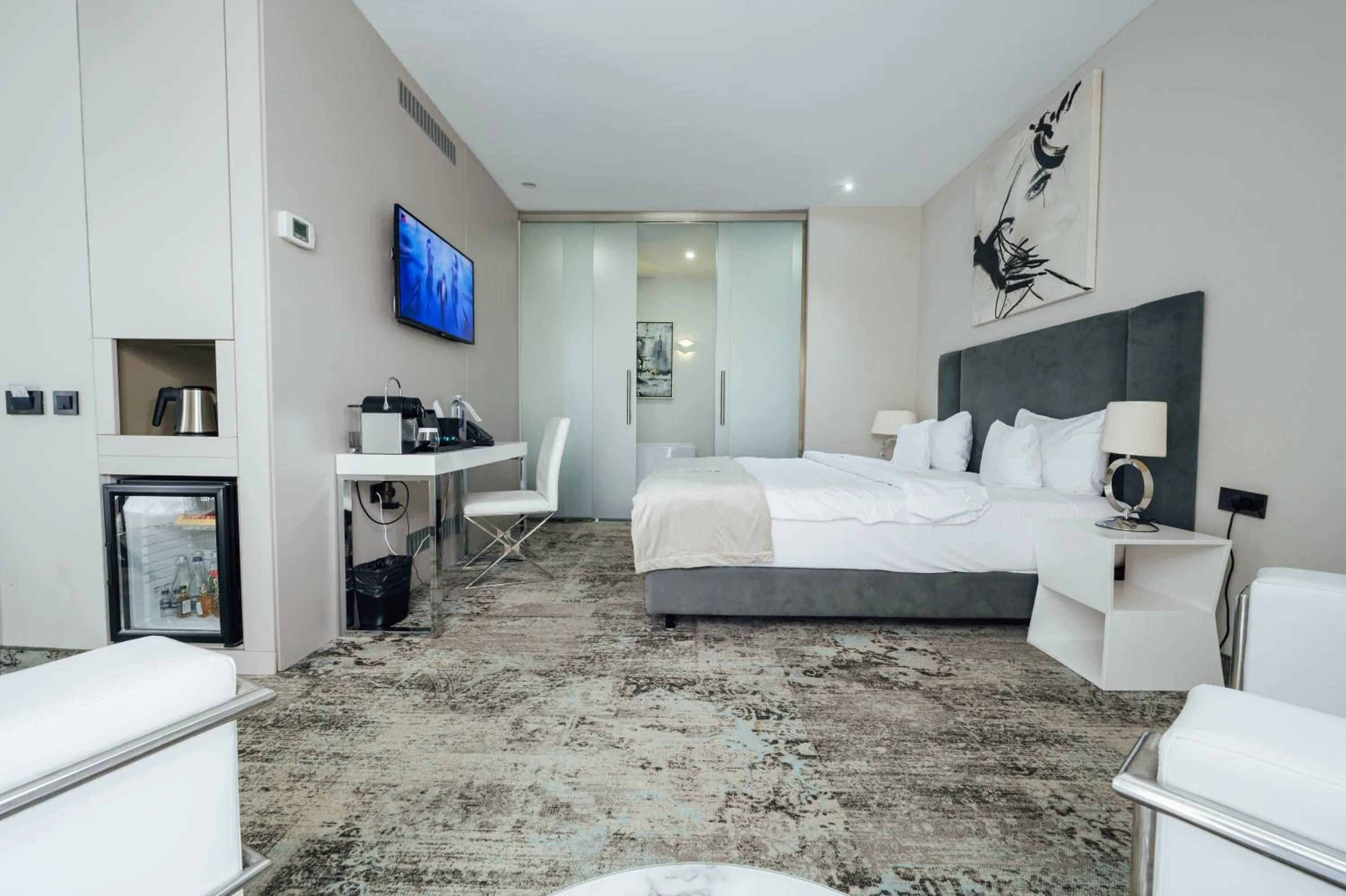 Bed in Fabesca Boutique Hotel & SPA