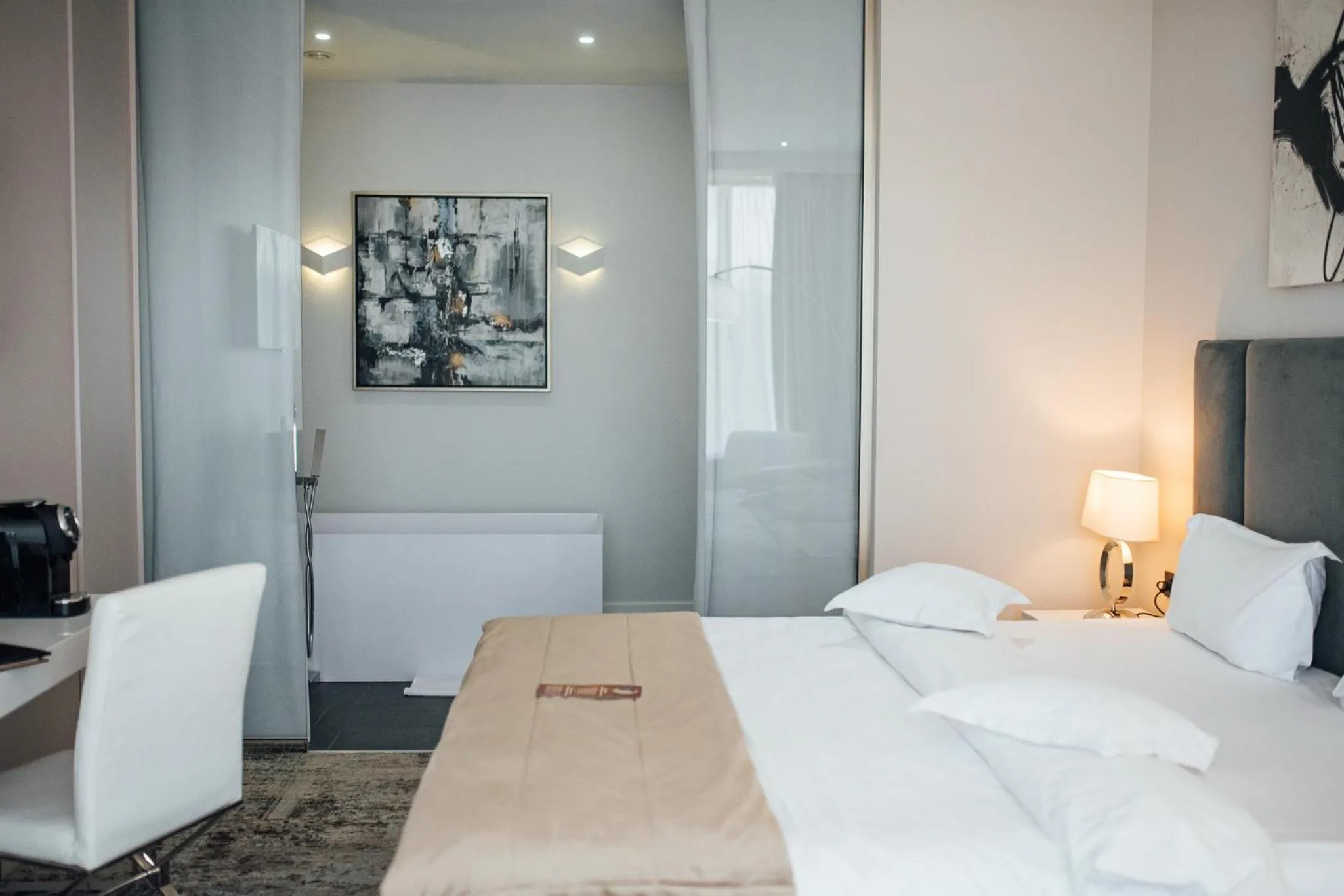 Bed in Fabesca Boutique Hotel & SPA