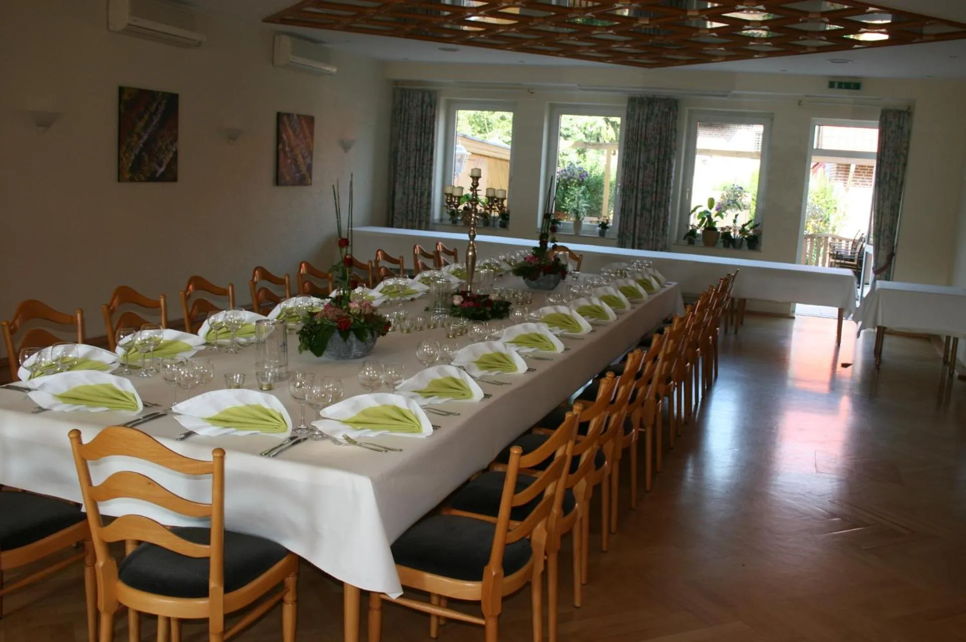 Restaurant/places to eat in Landgasthaus Hotel Wolters