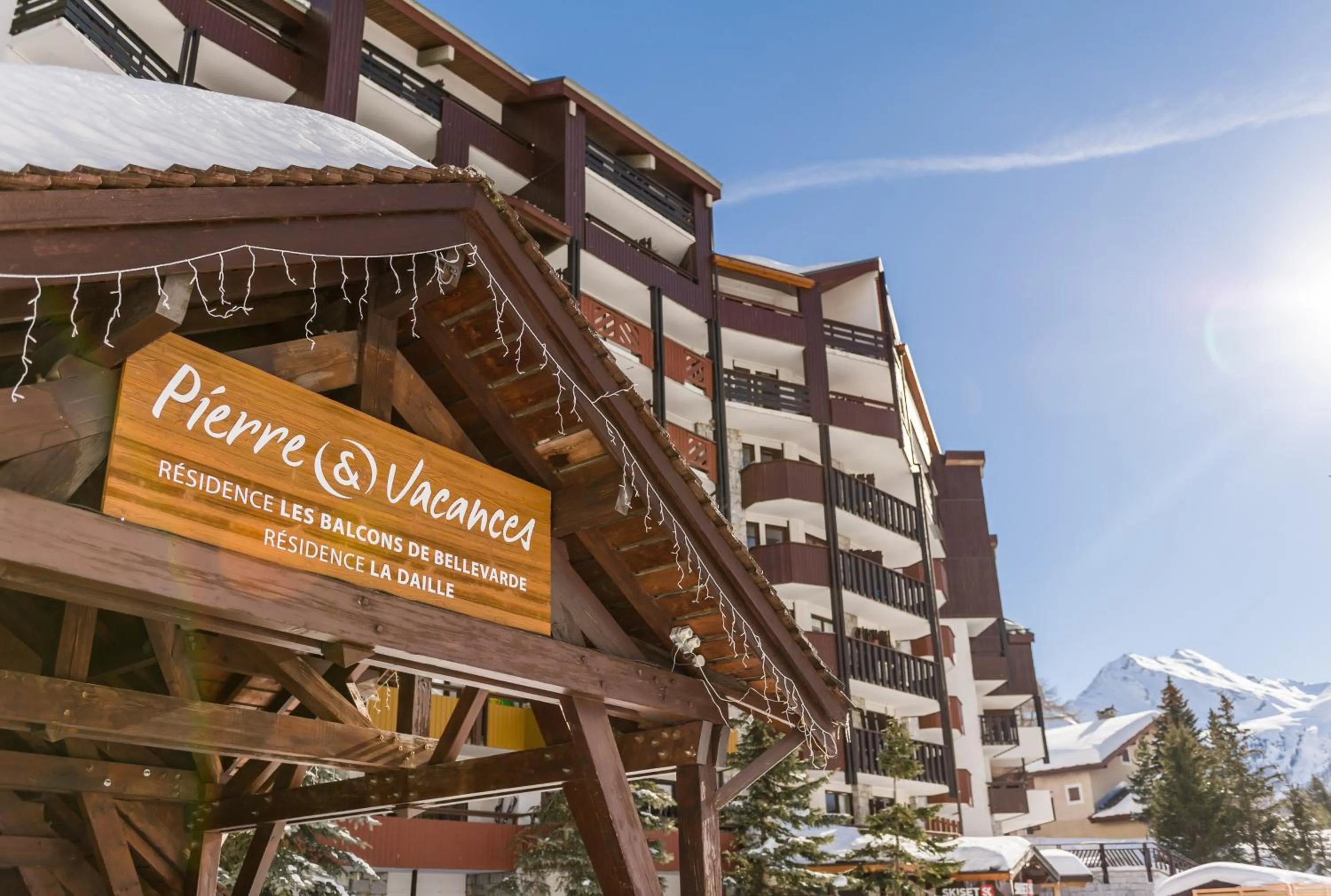 Property building in Résidence Pierre & Vacances Les Balcons De Bellevarde