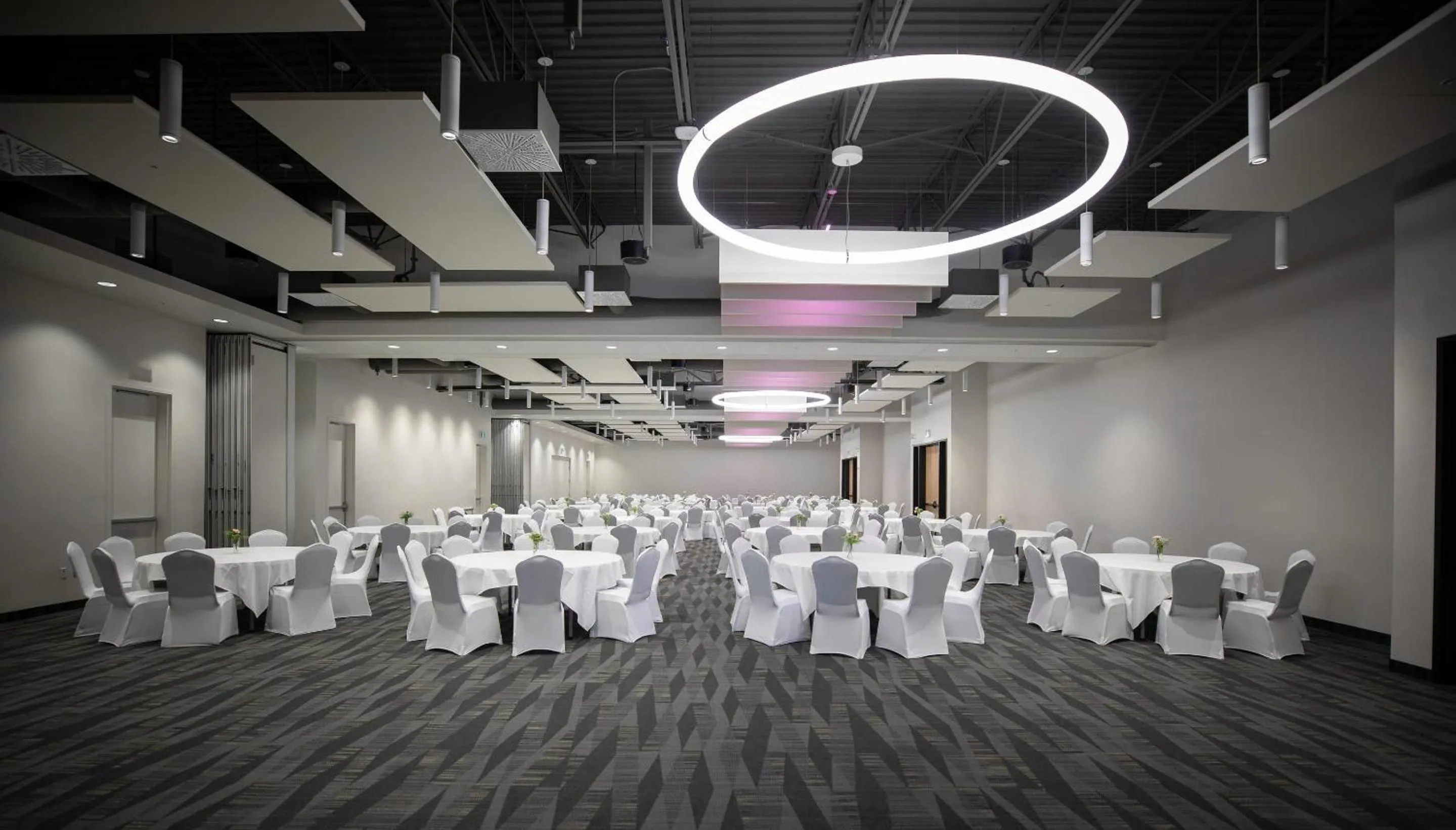 Meeting/conference room in Hotel du Domaine, an Ascend Collection Hotel