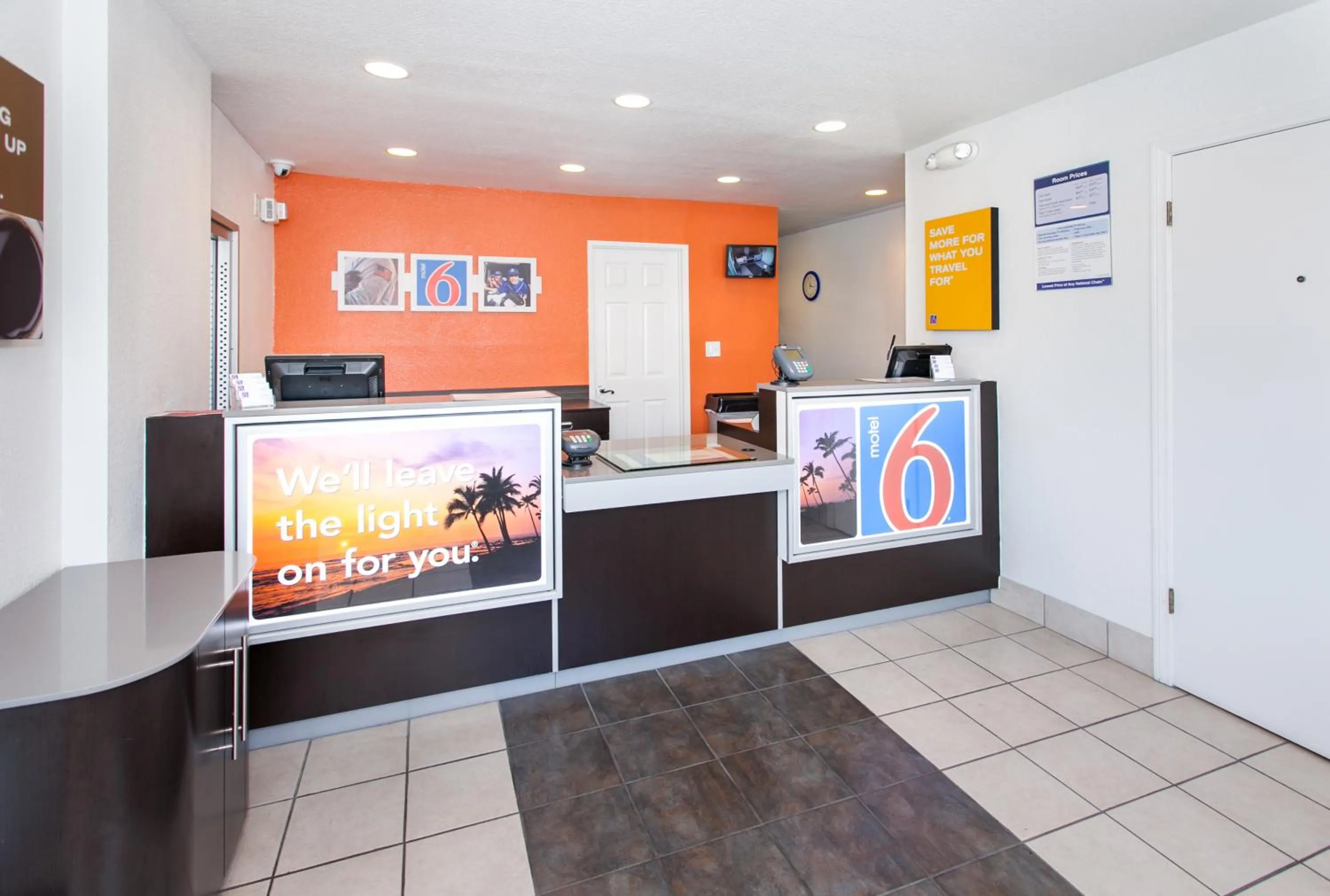 Lobby or reception in Motel 6-Rosemead, CA - Los Angeles