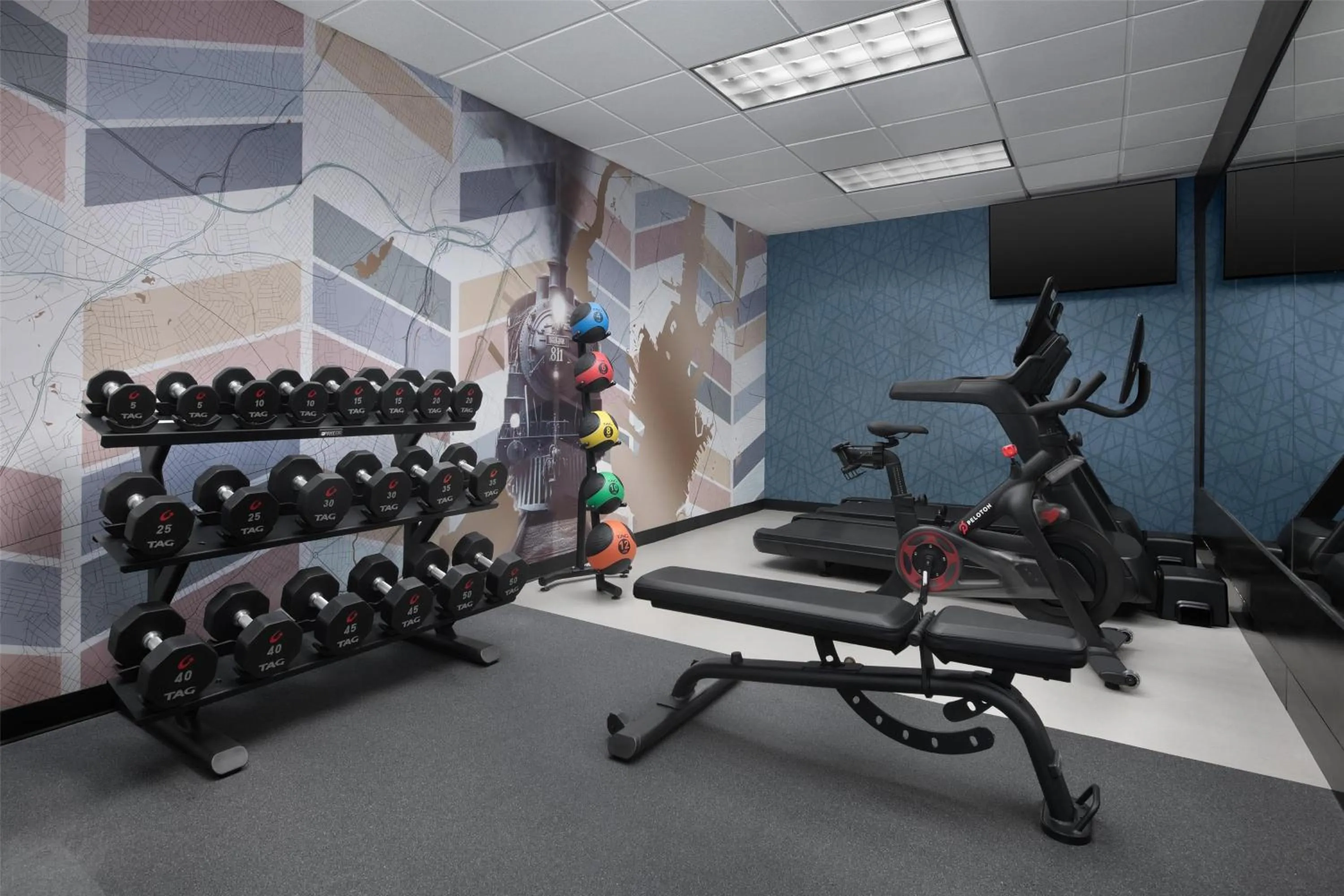 Fitness centre/facilities in Homewood Suites by Hilton Newark-Cranford