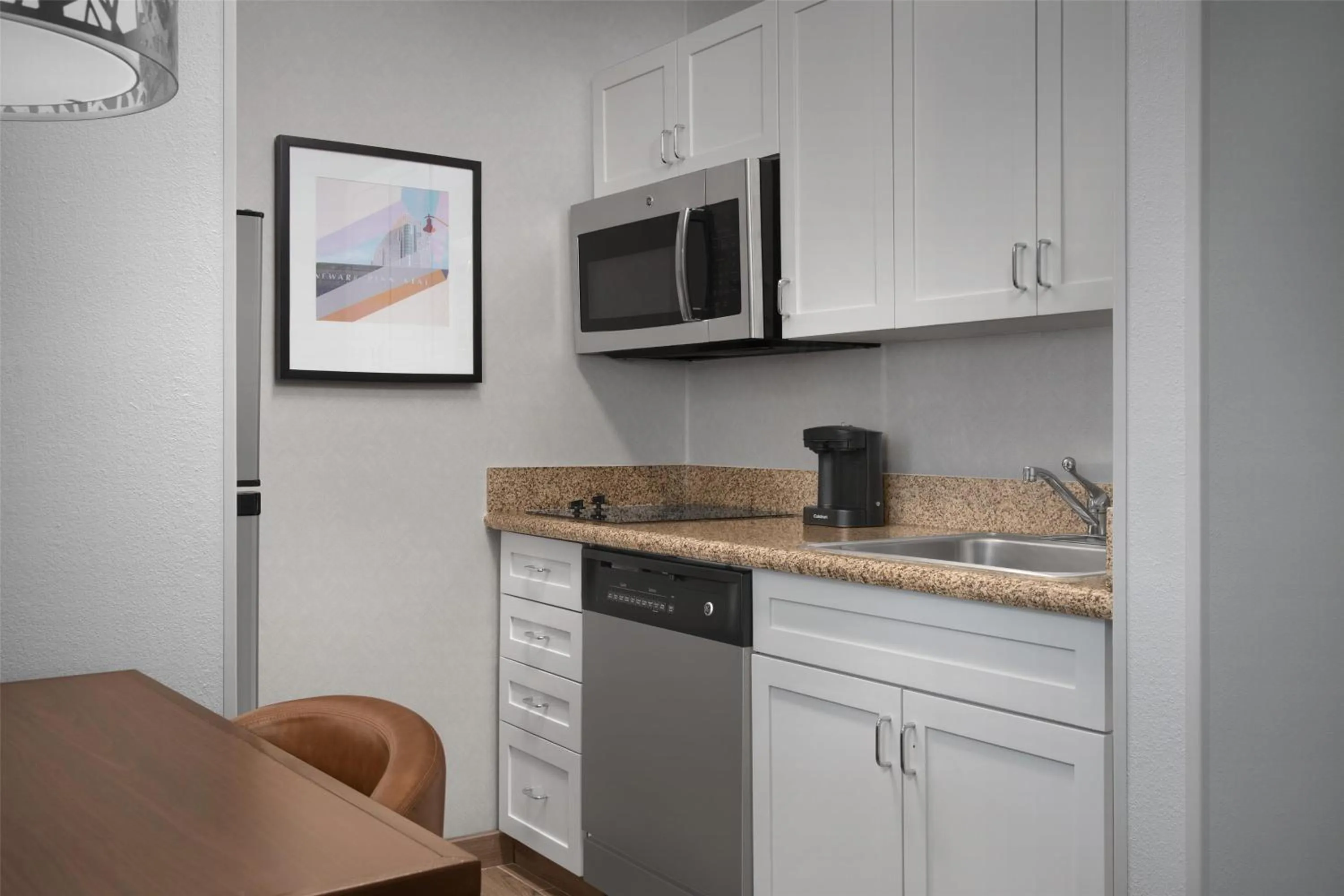 Kitchen or kitchenette in Homewood Suites by Hilton Newark-Cranford