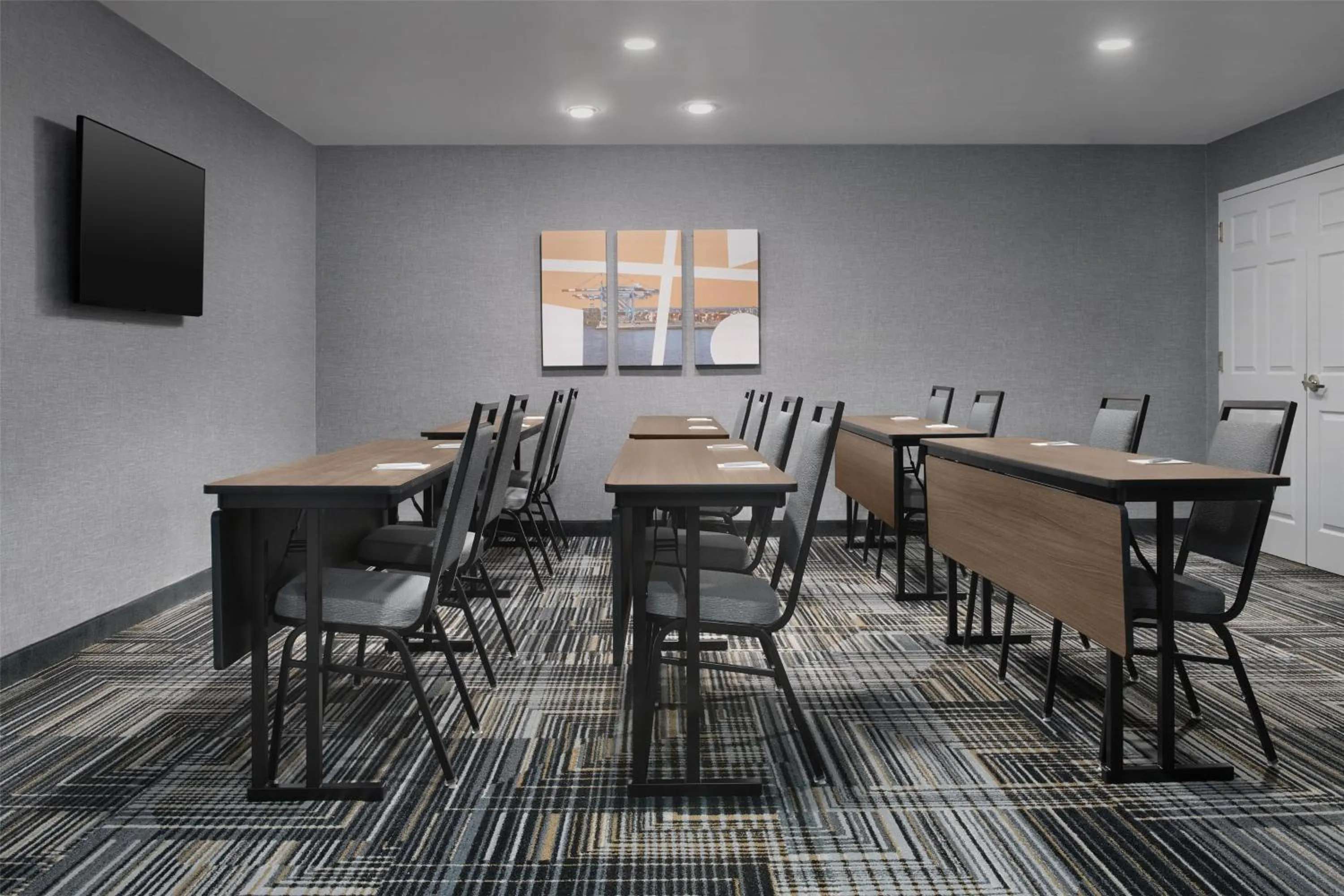 Meeting/conference room in Homewood Suites by Hilton Newark-Cranford