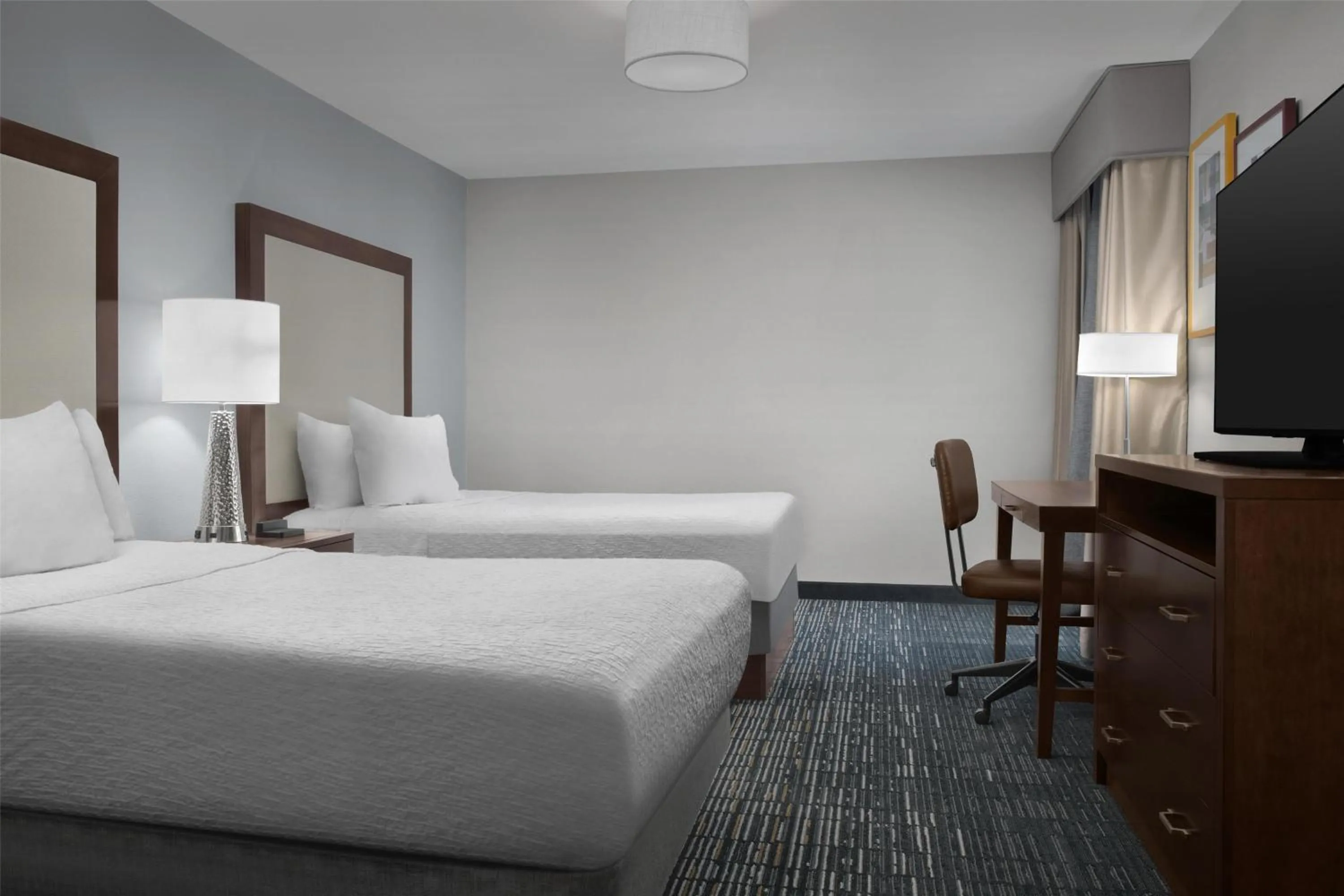 Bed in Homewood Suites by Hilton Newark-Cranford