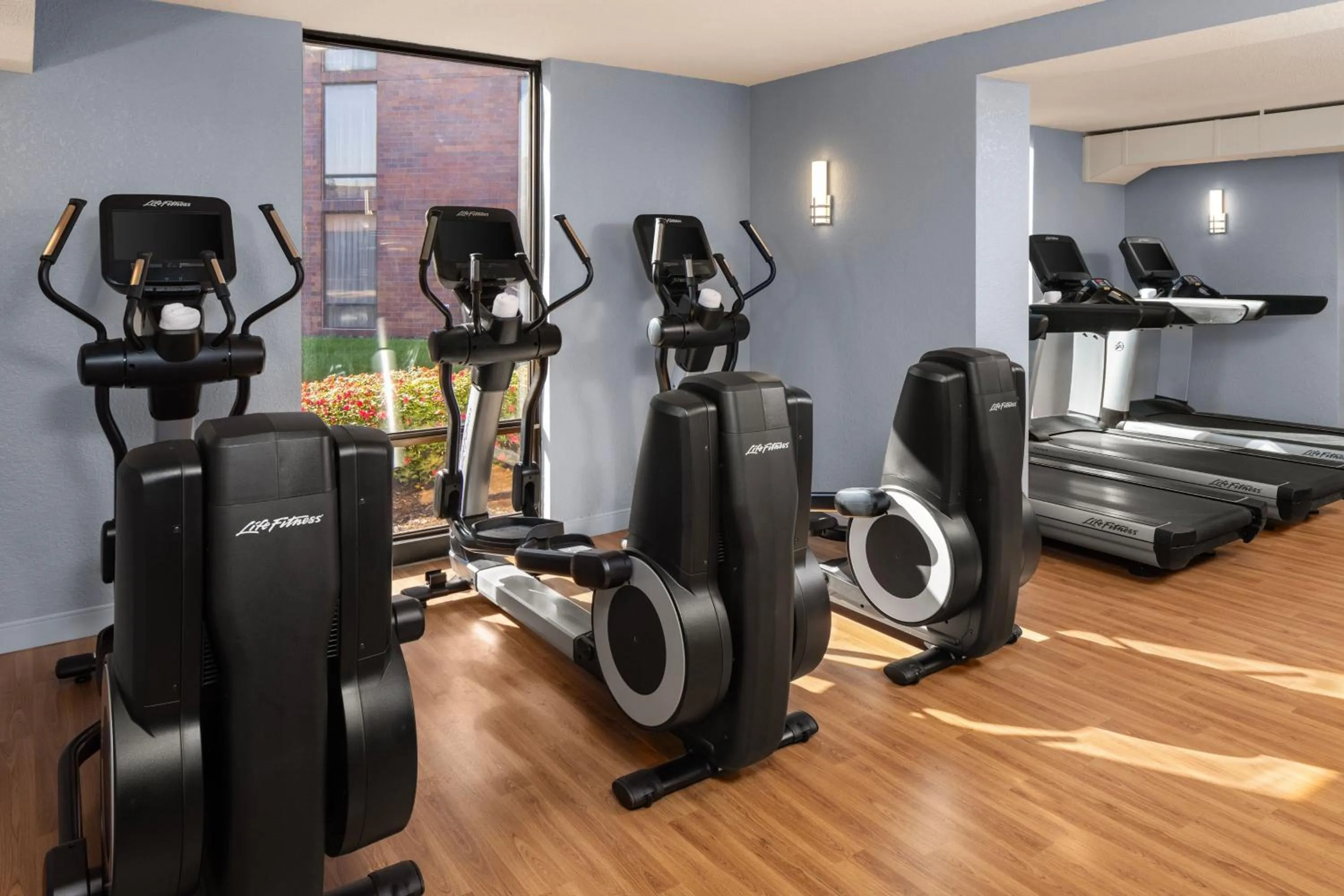 Fitness centre/facilities in Delta Hotels by Marriott Minneapolis Northeast
