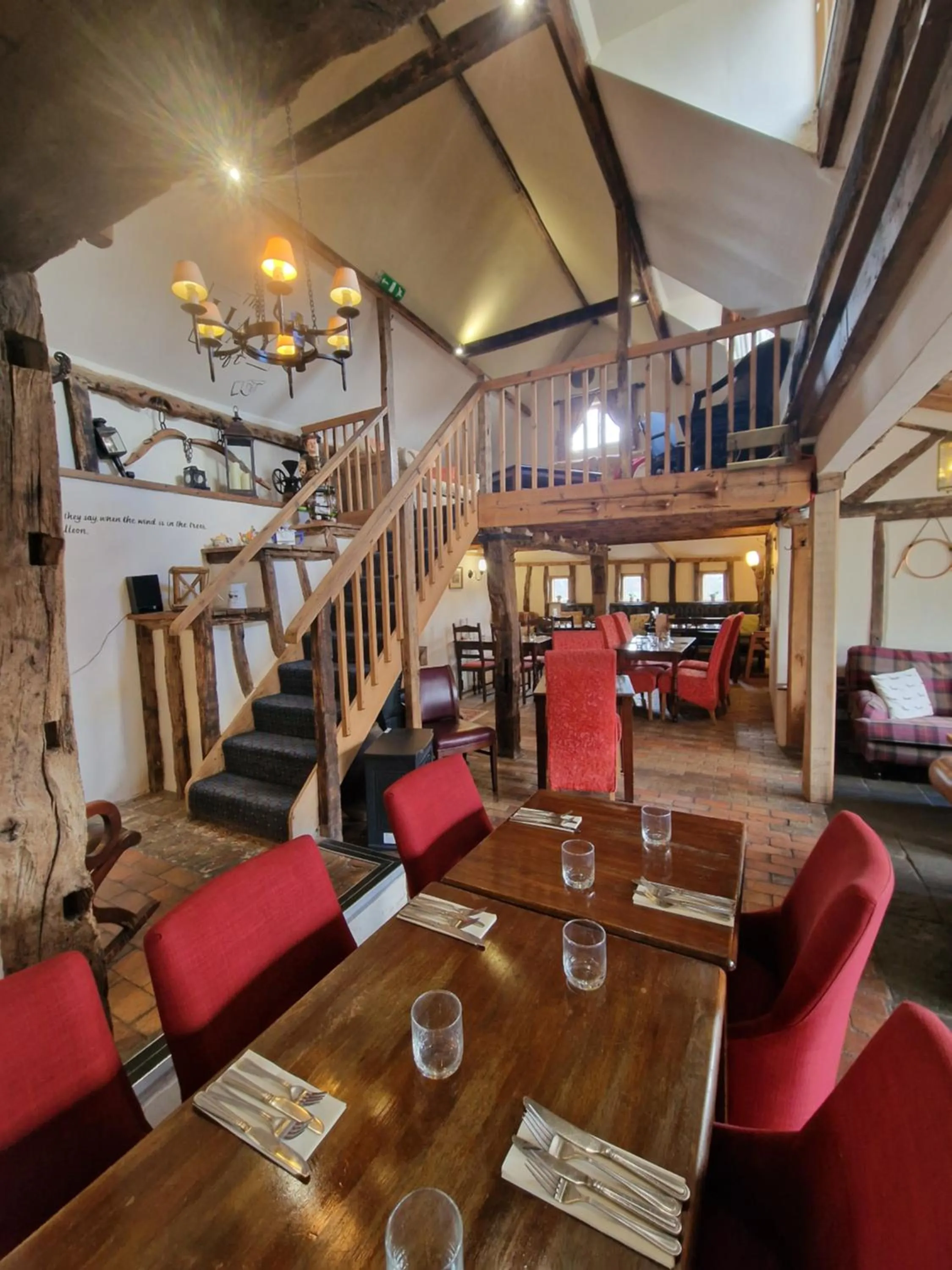Restaurant/Places to Eat in The Old Ram Coaching Inn