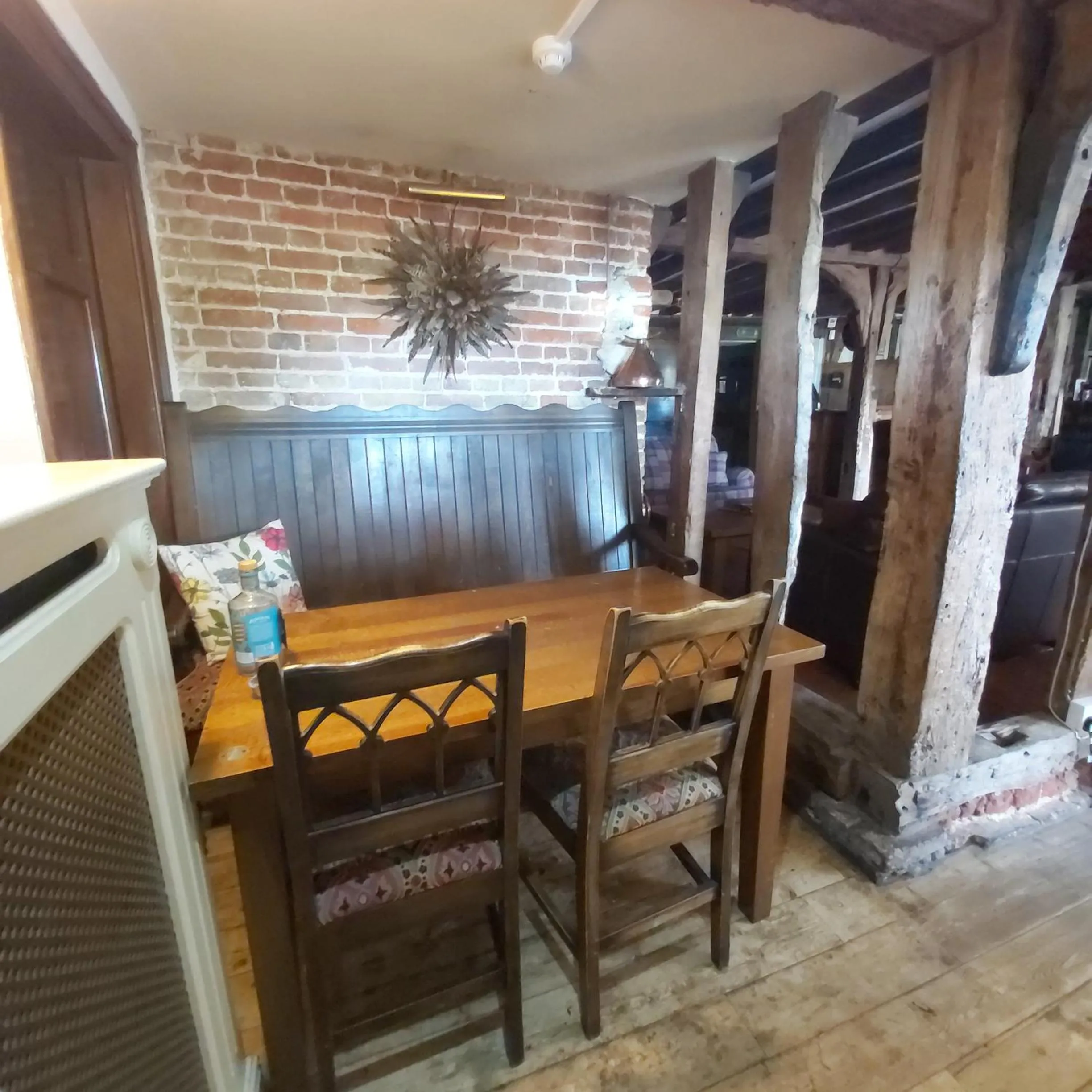 Restaurant/Places to Eat in The Old Ram Coaching Inn