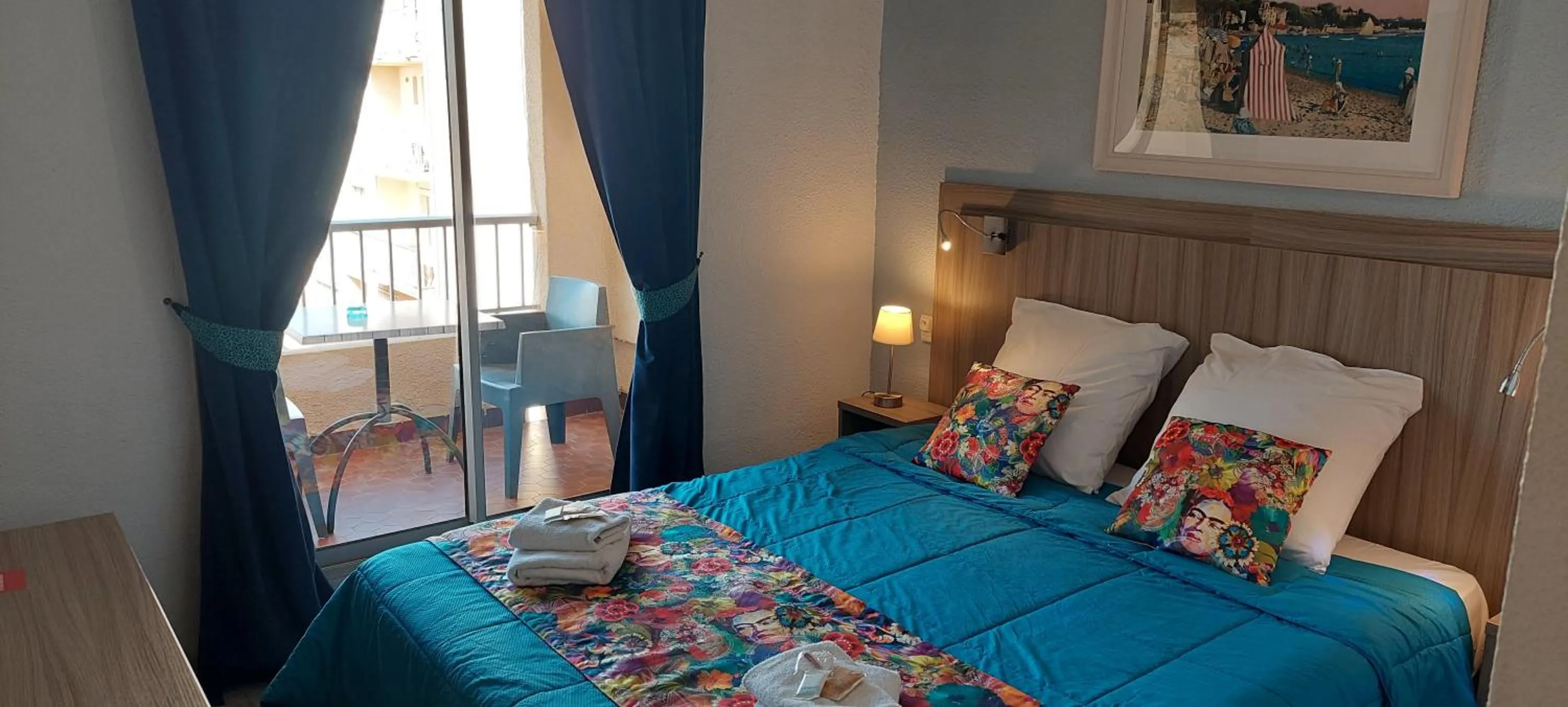 Bed in Hotel Alcyon