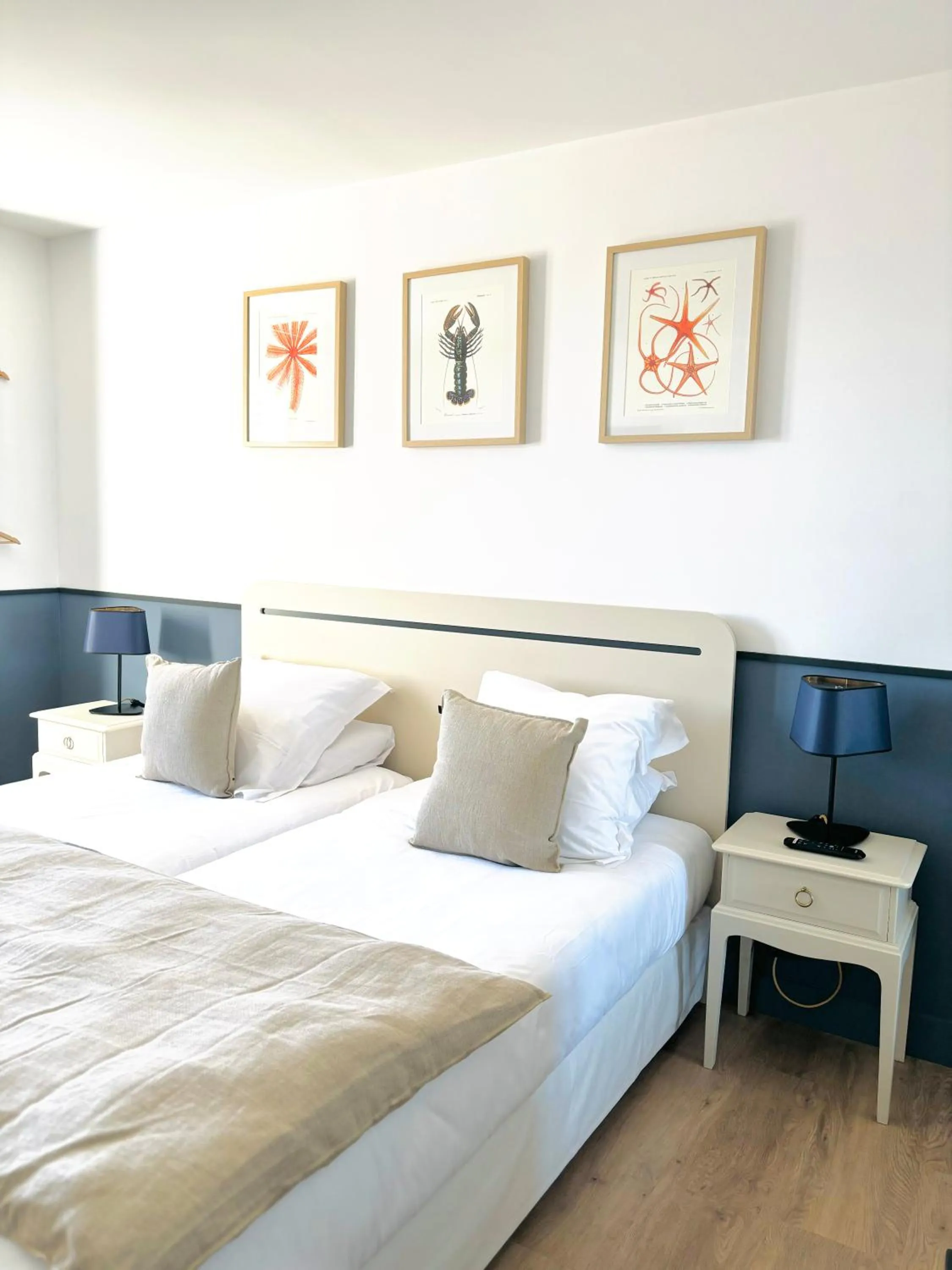 Bed in Hôtel De La Marine