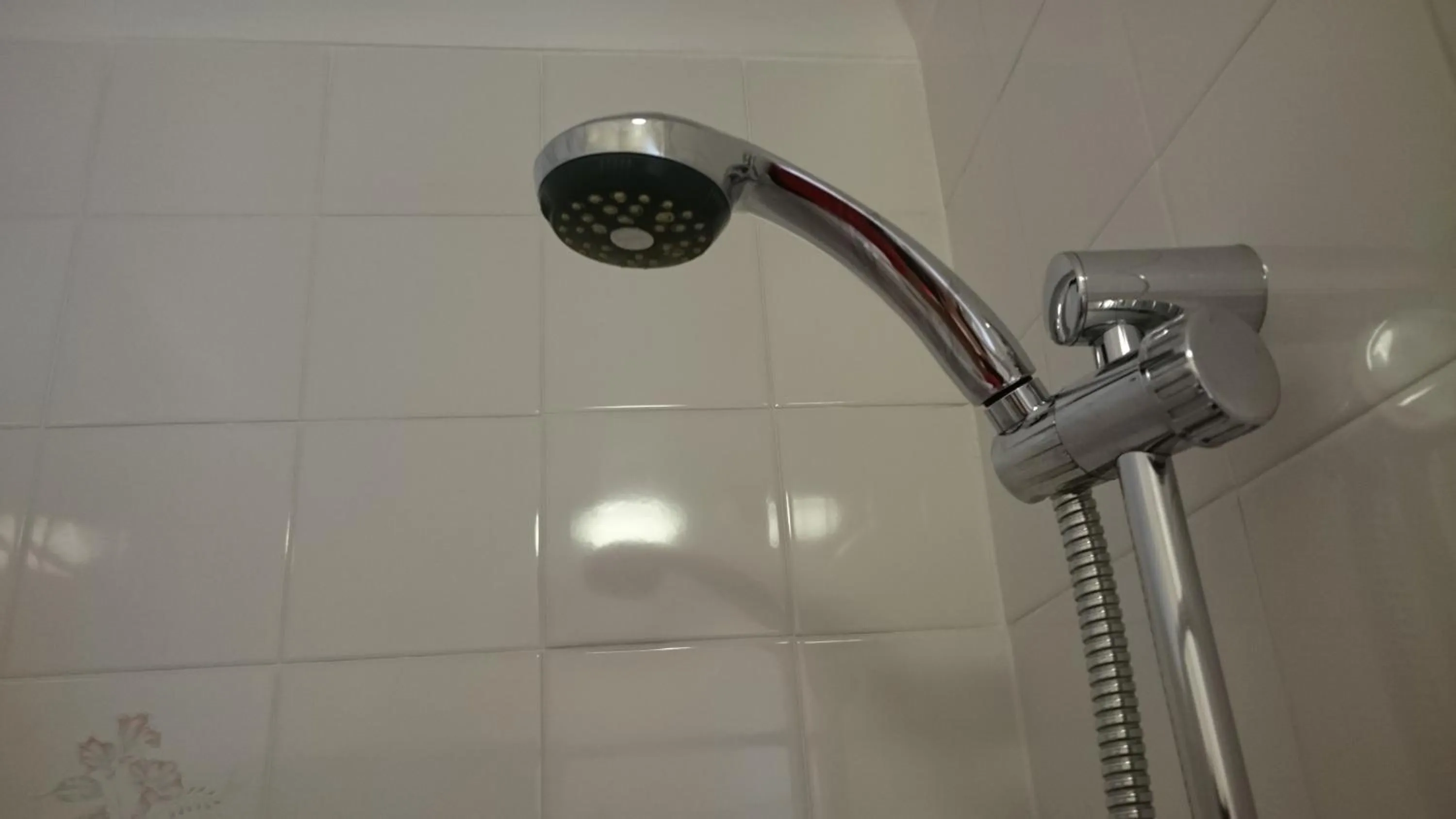 Bathroom in The Belgrave Hotel Tenby