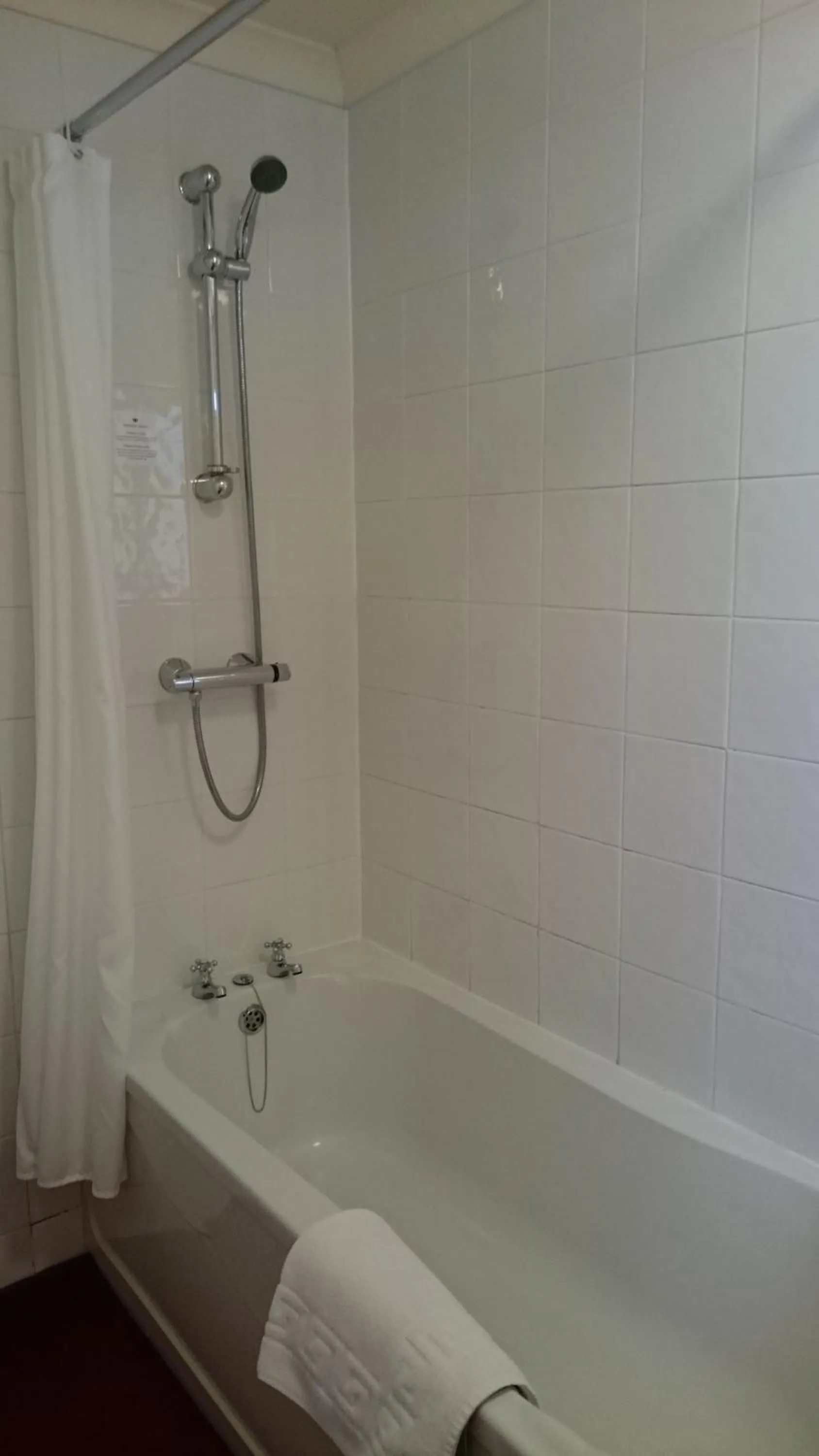 Bathroom in The Belgrave Hotel Tenby