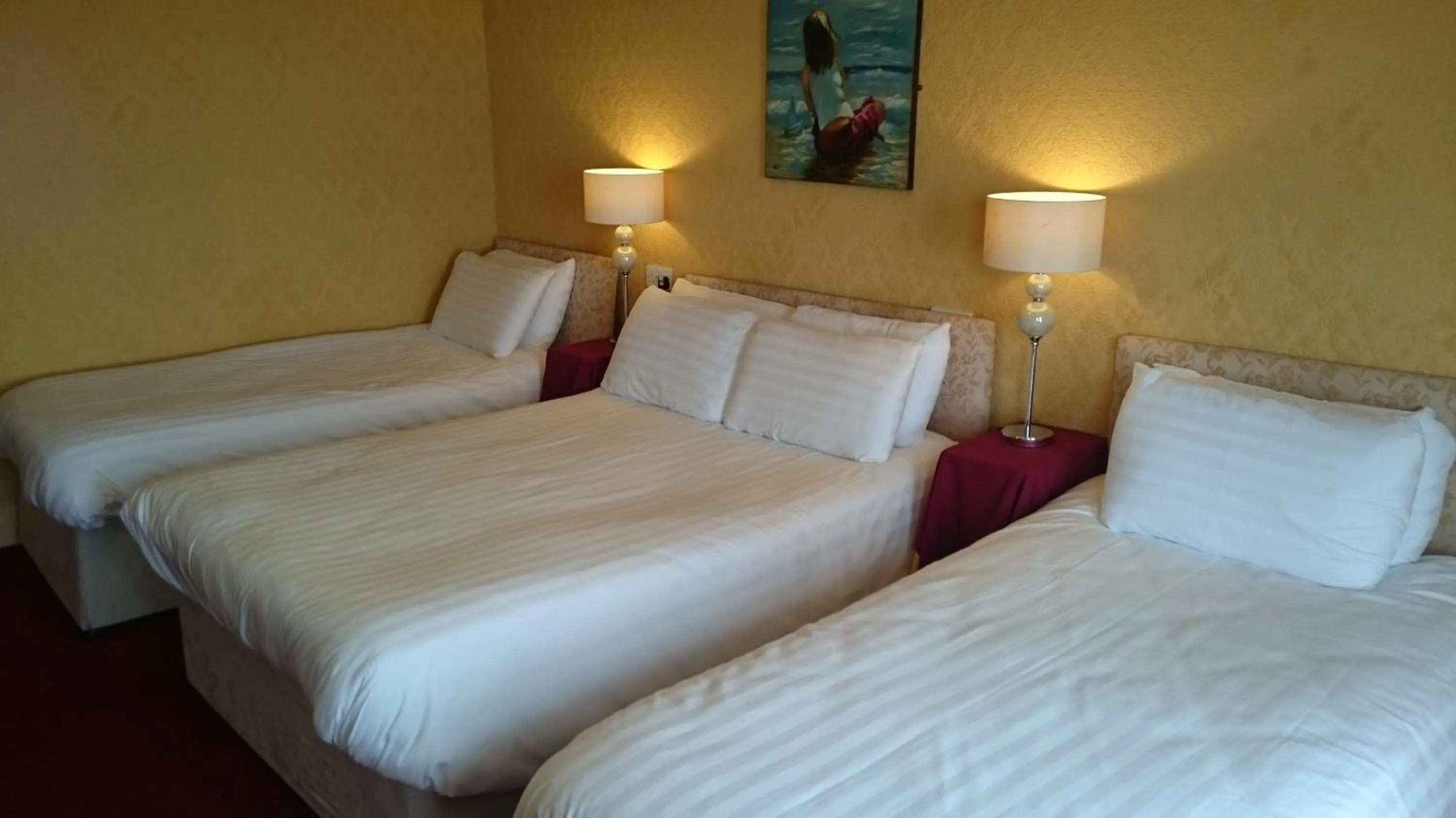 Bedroom, Bed in The Belgrave Hotel Tenby