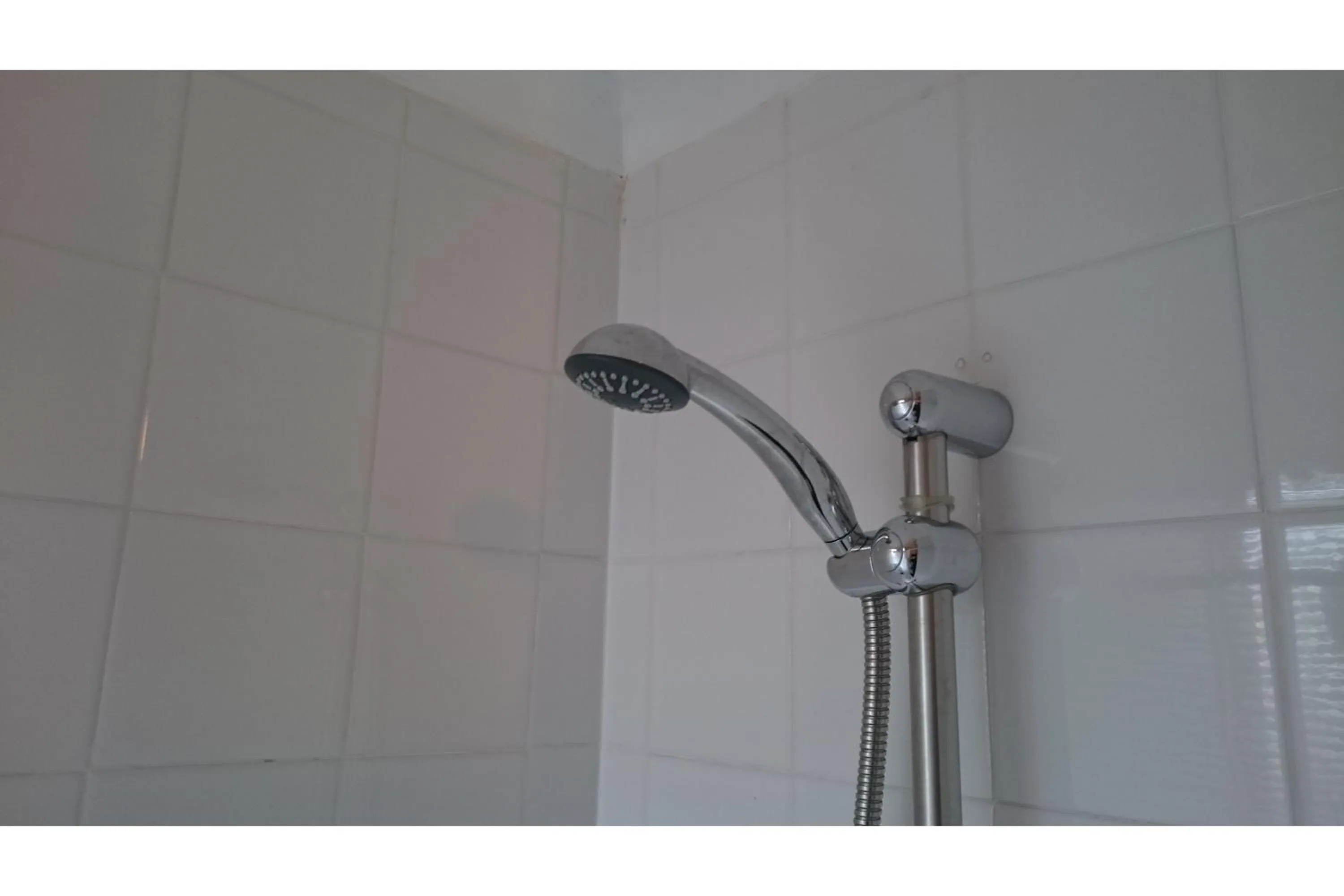 Bathroom in The Belgrave Hotel Tenby