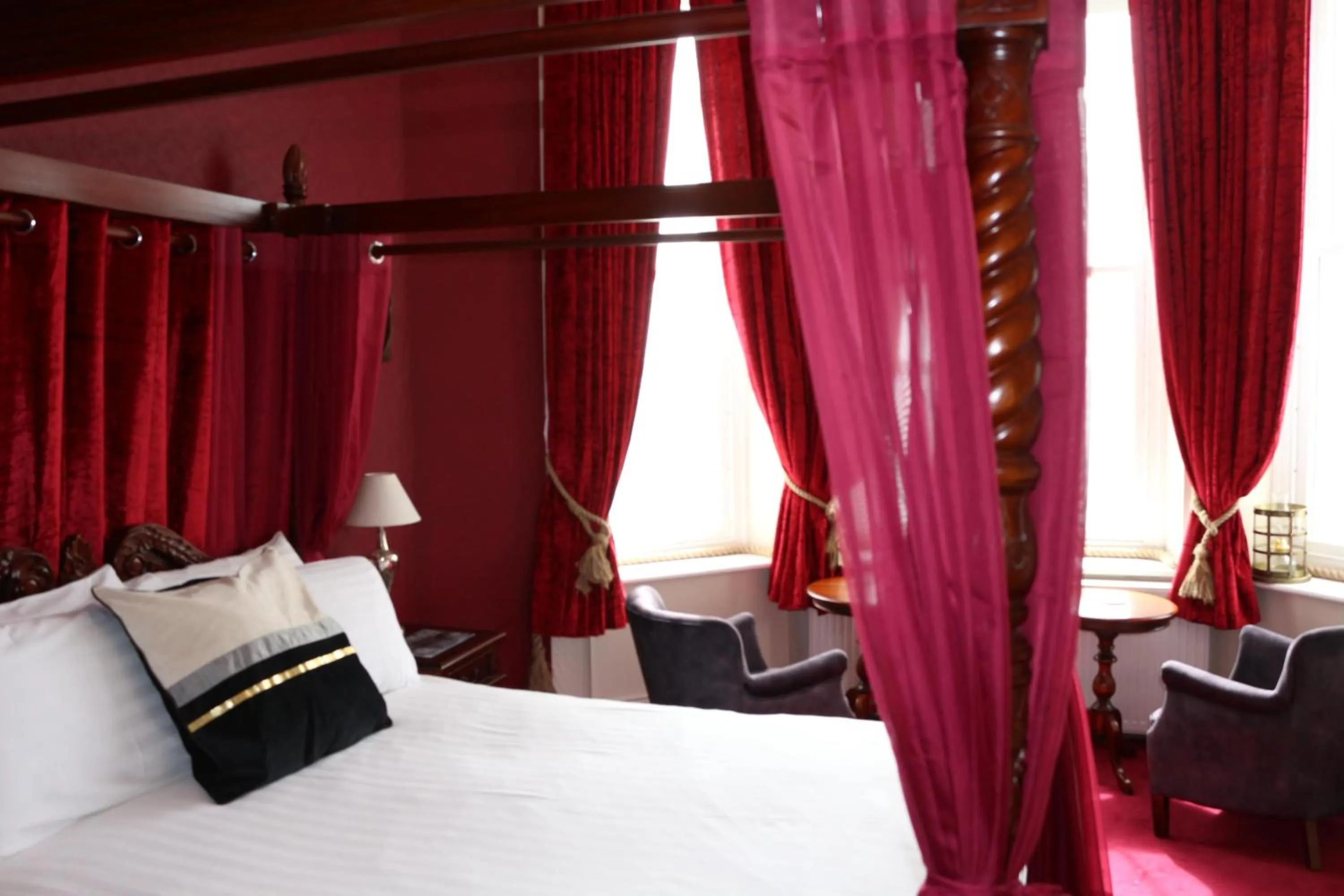 Bedroom, Bed in The Belgrave Hotel Tenby