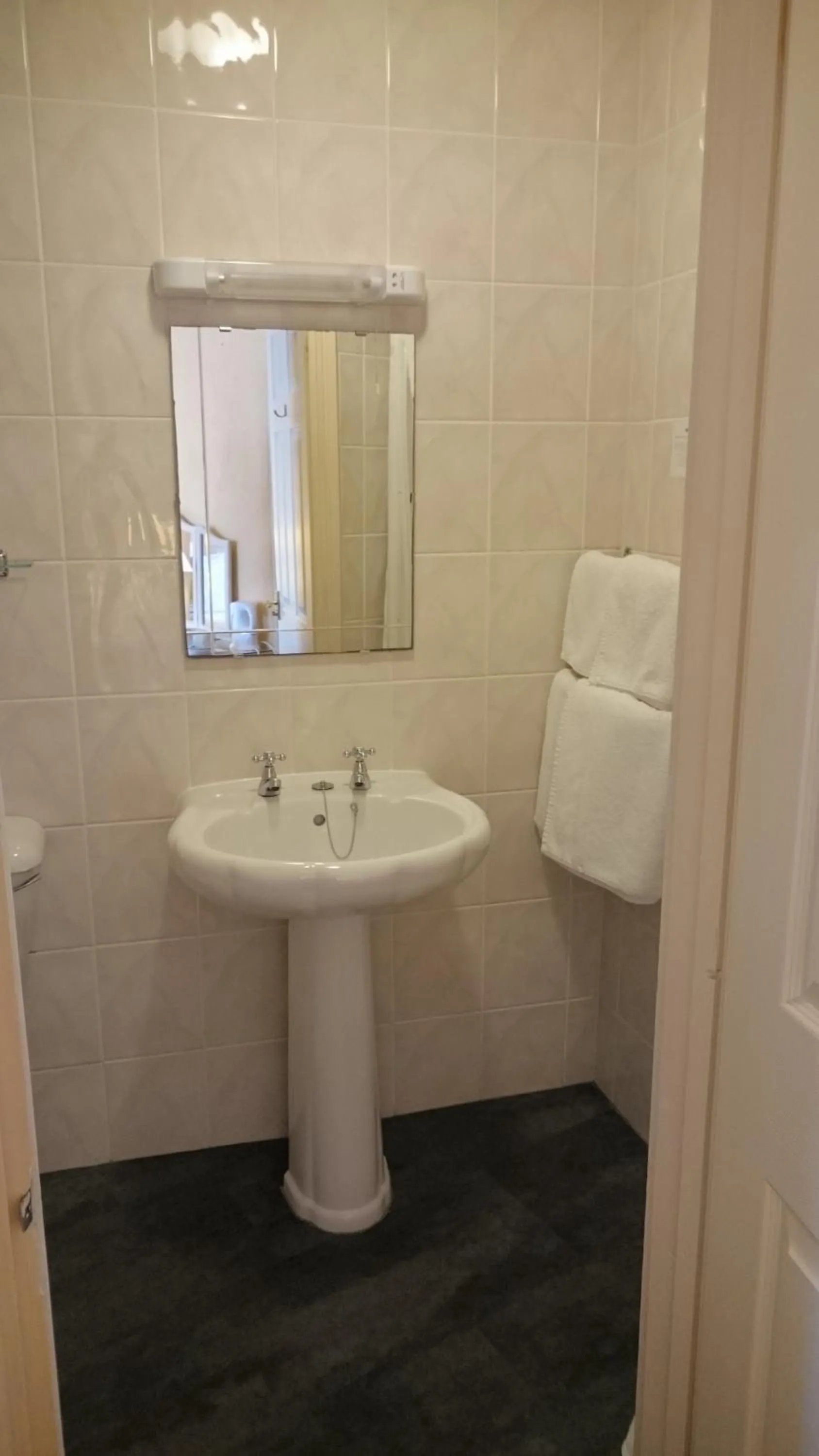 Bathroom in The Belgrave Hotel Tenby