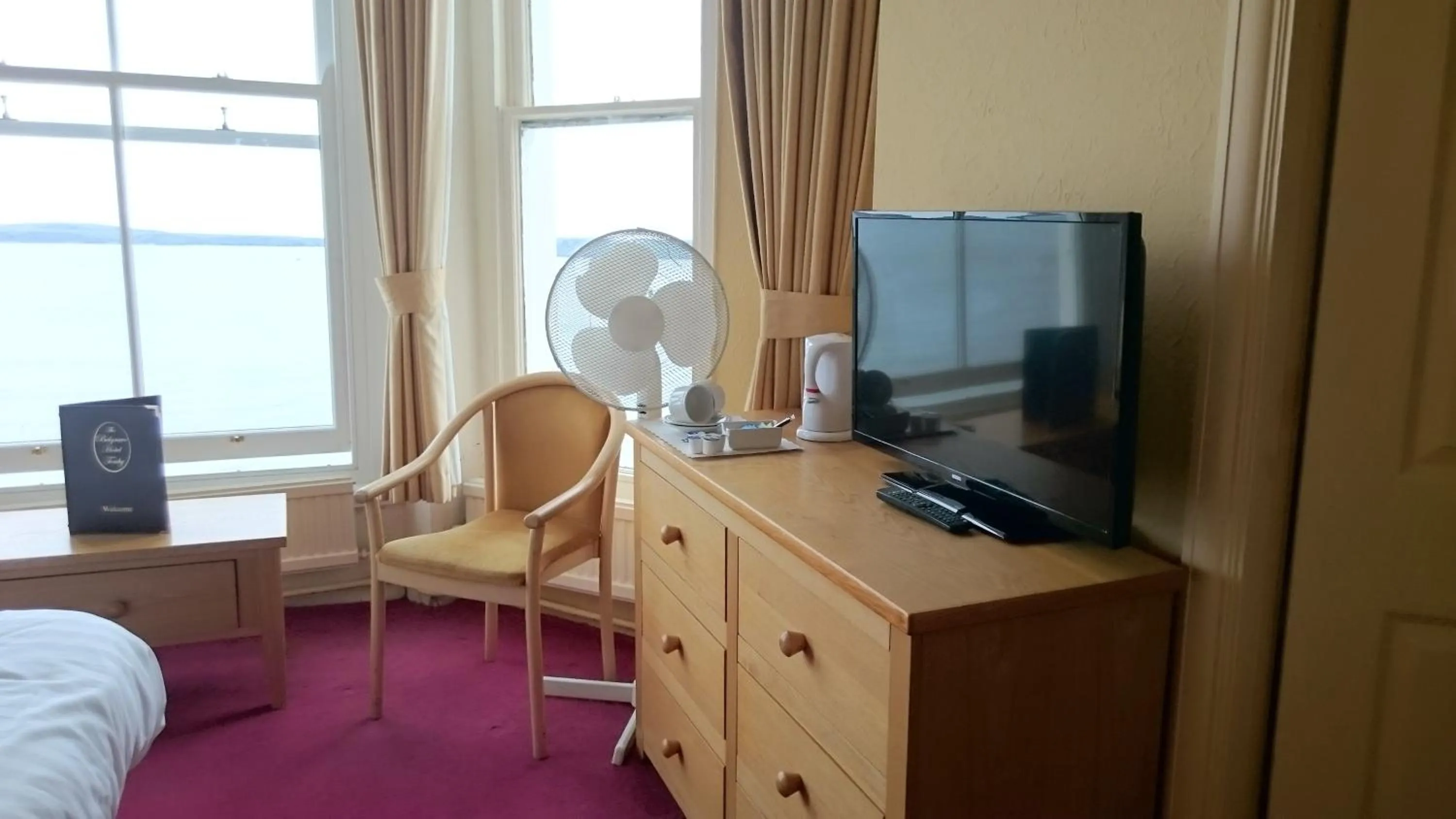 Bedroom, Bed in The Belgrave Hotel Tenby