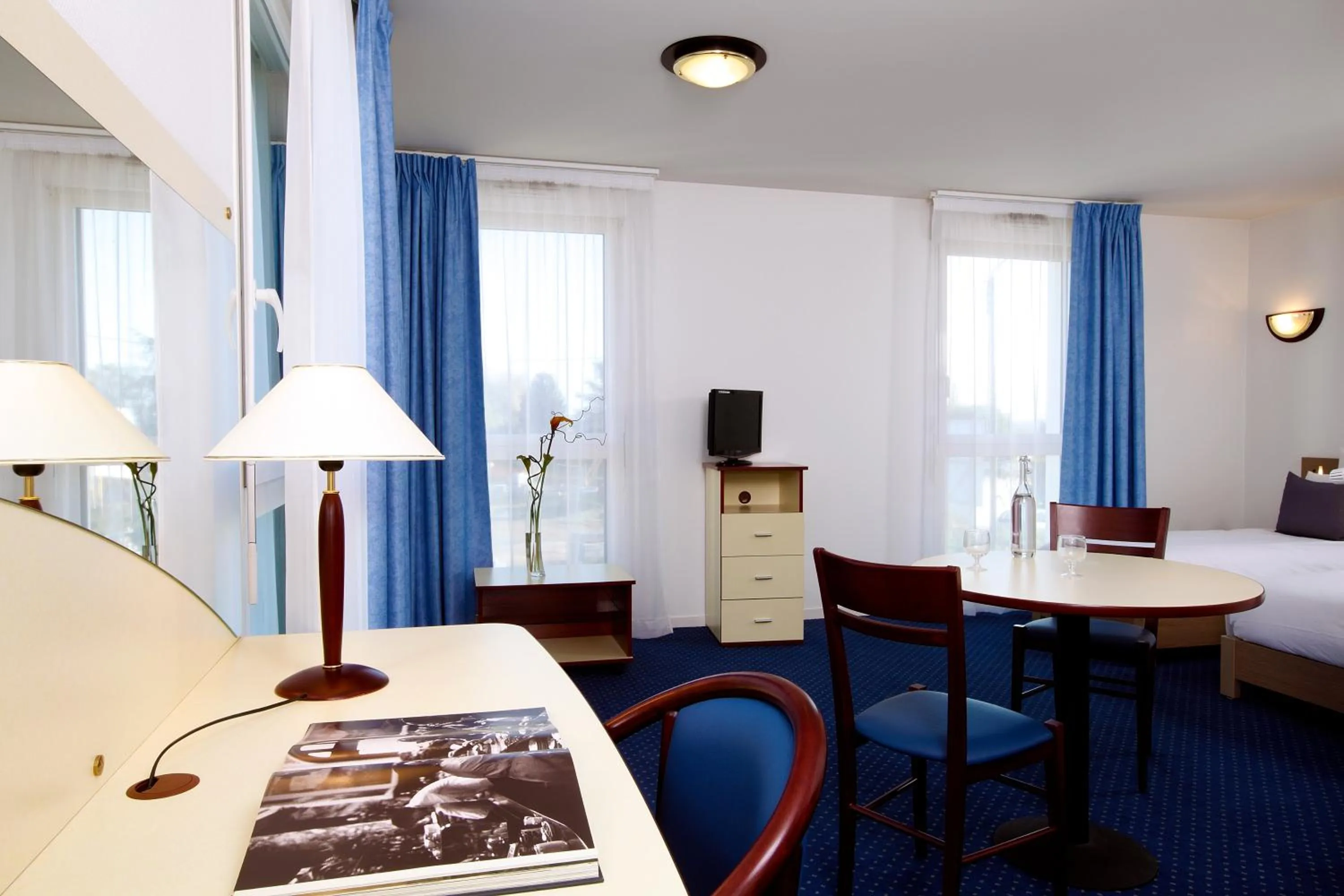 Restaurant/places to eat in Appart'City Classic Rennes Beauregard