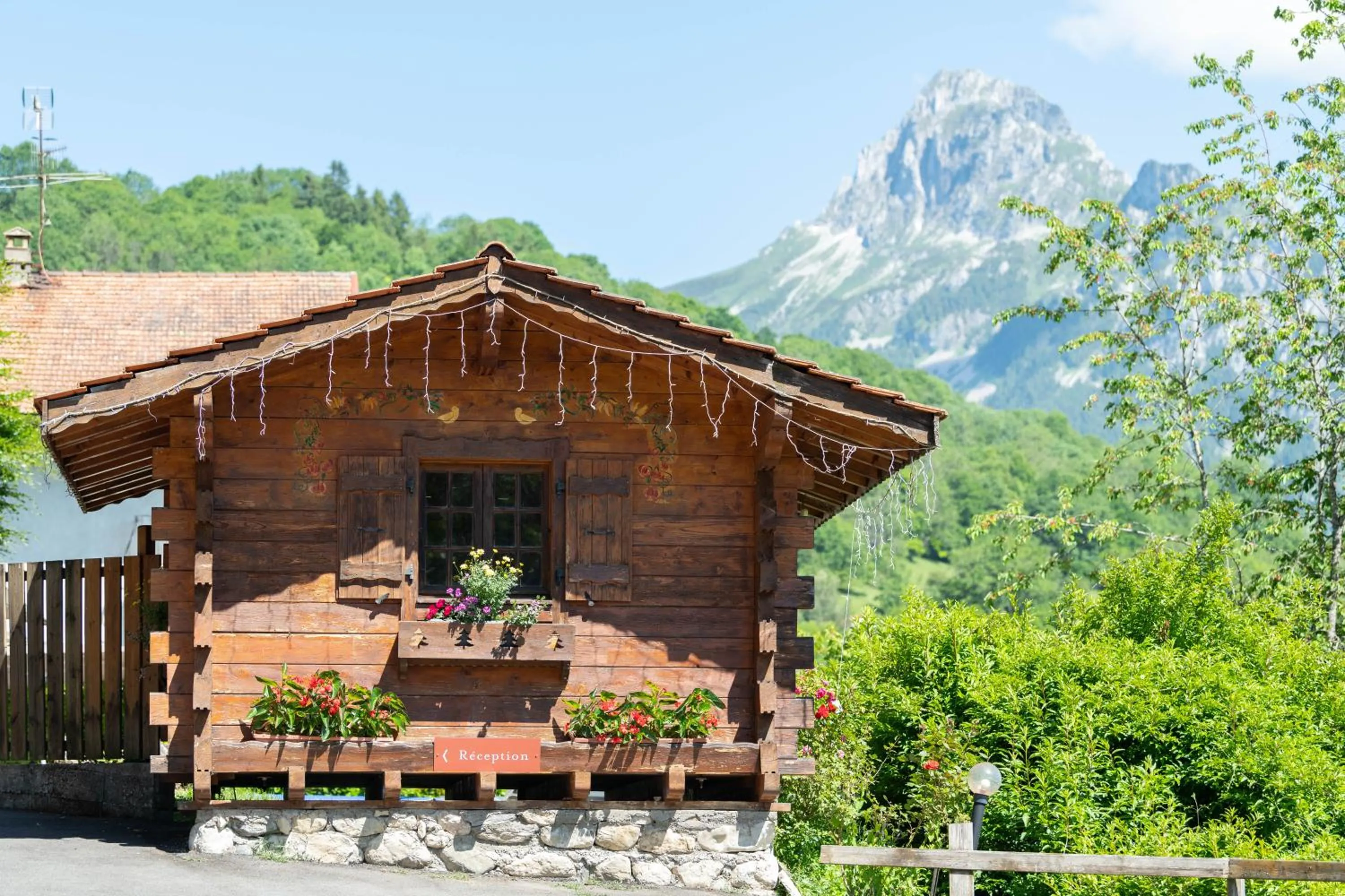 Property building in Hotel Le Bois Joli