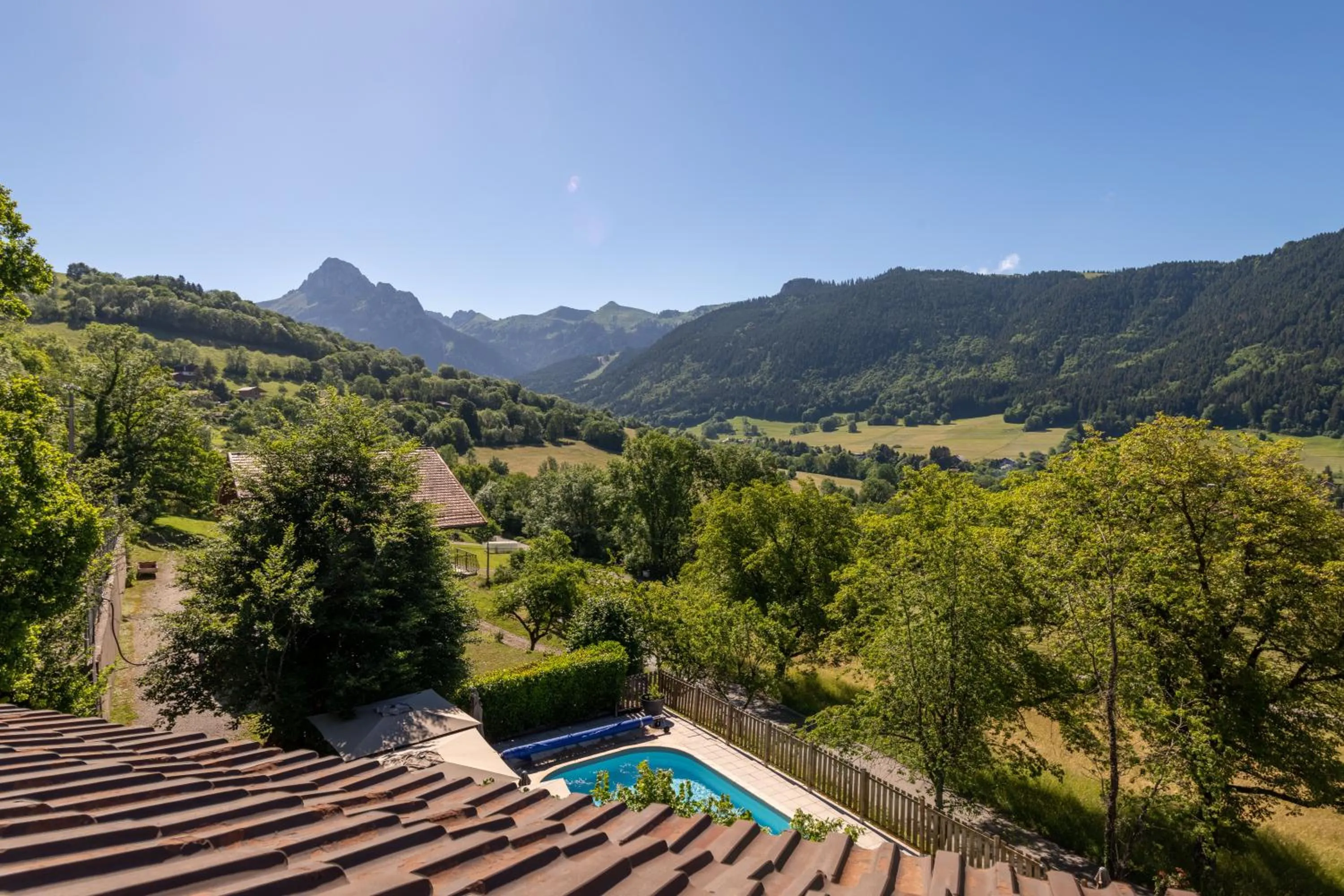 Natural landscape in Hotel Le Bois Joli