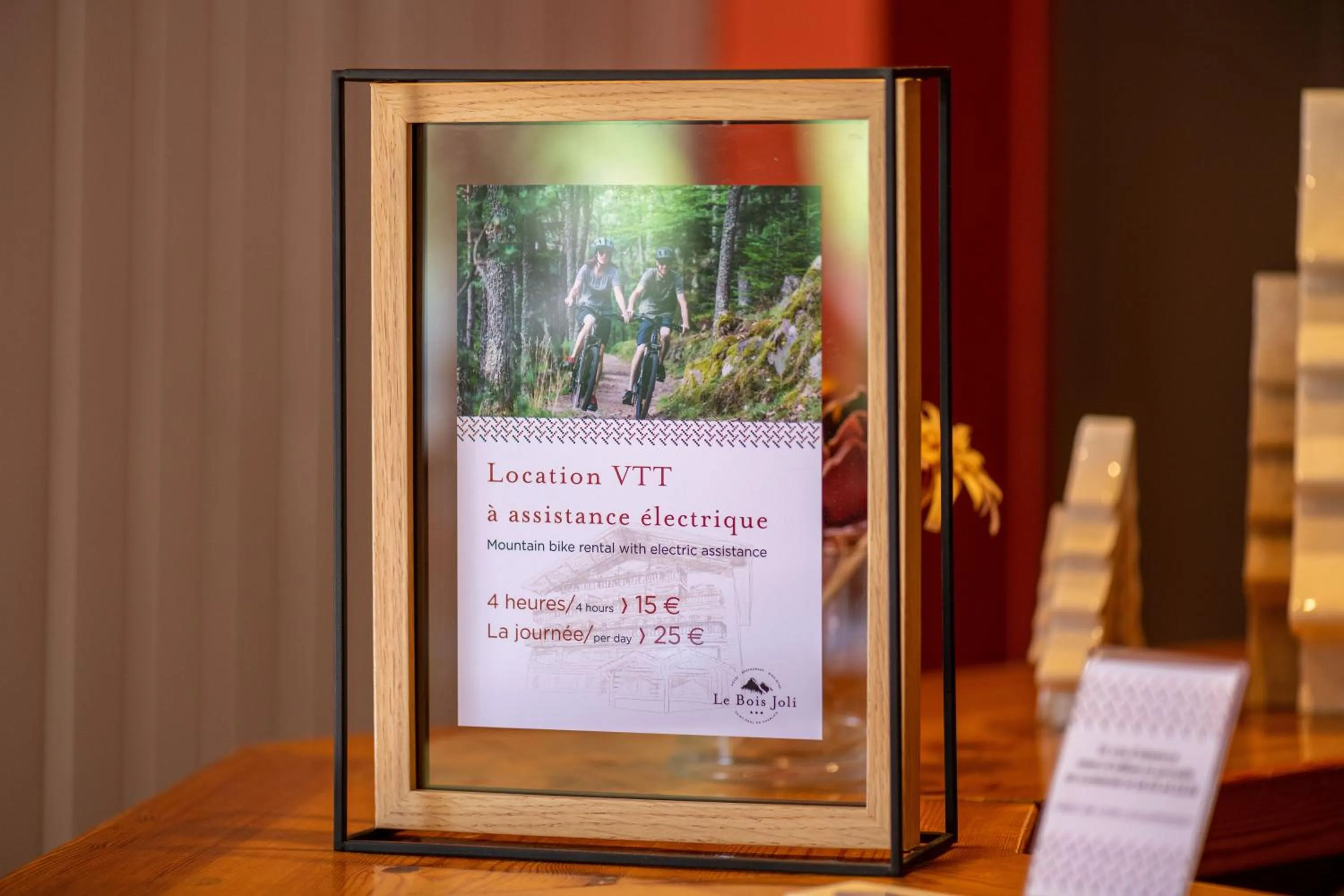 Cycling in Hotel Le Bois Joli